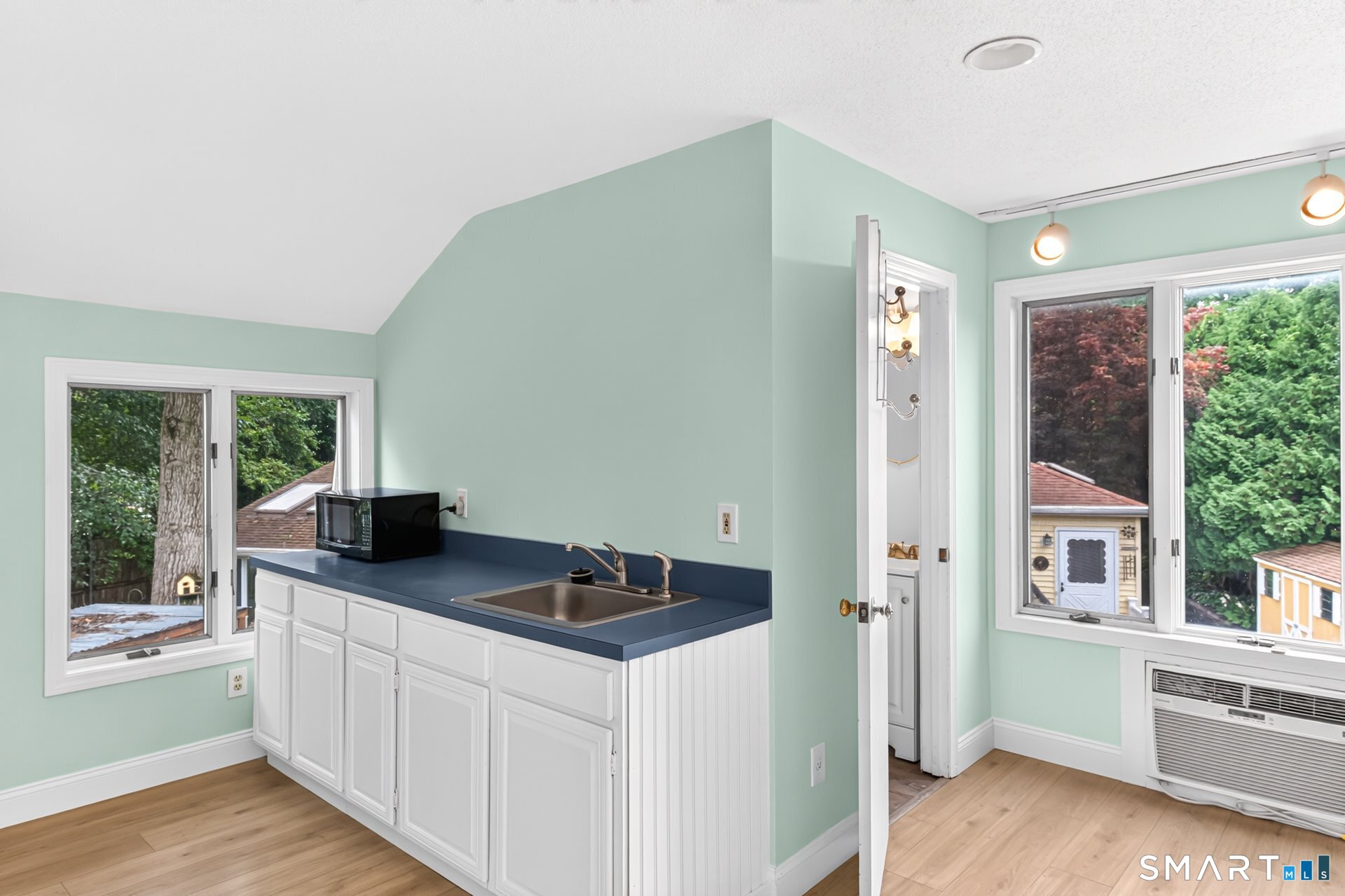 22 Miller Road photo 32