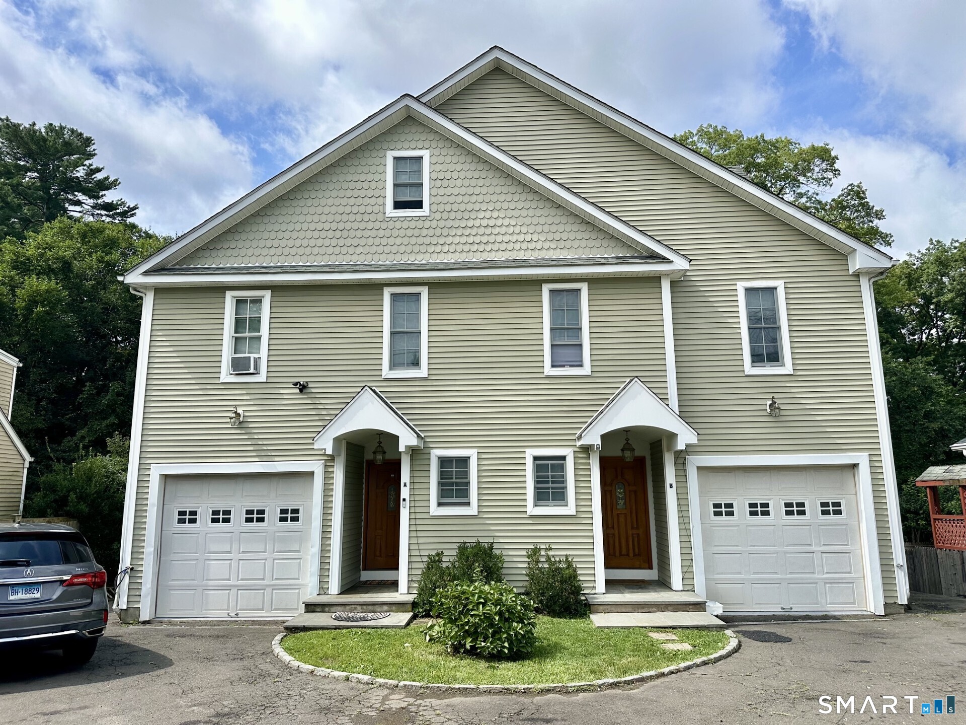25 Melrose Avenue, Norwalk, Connecticut photo 1
