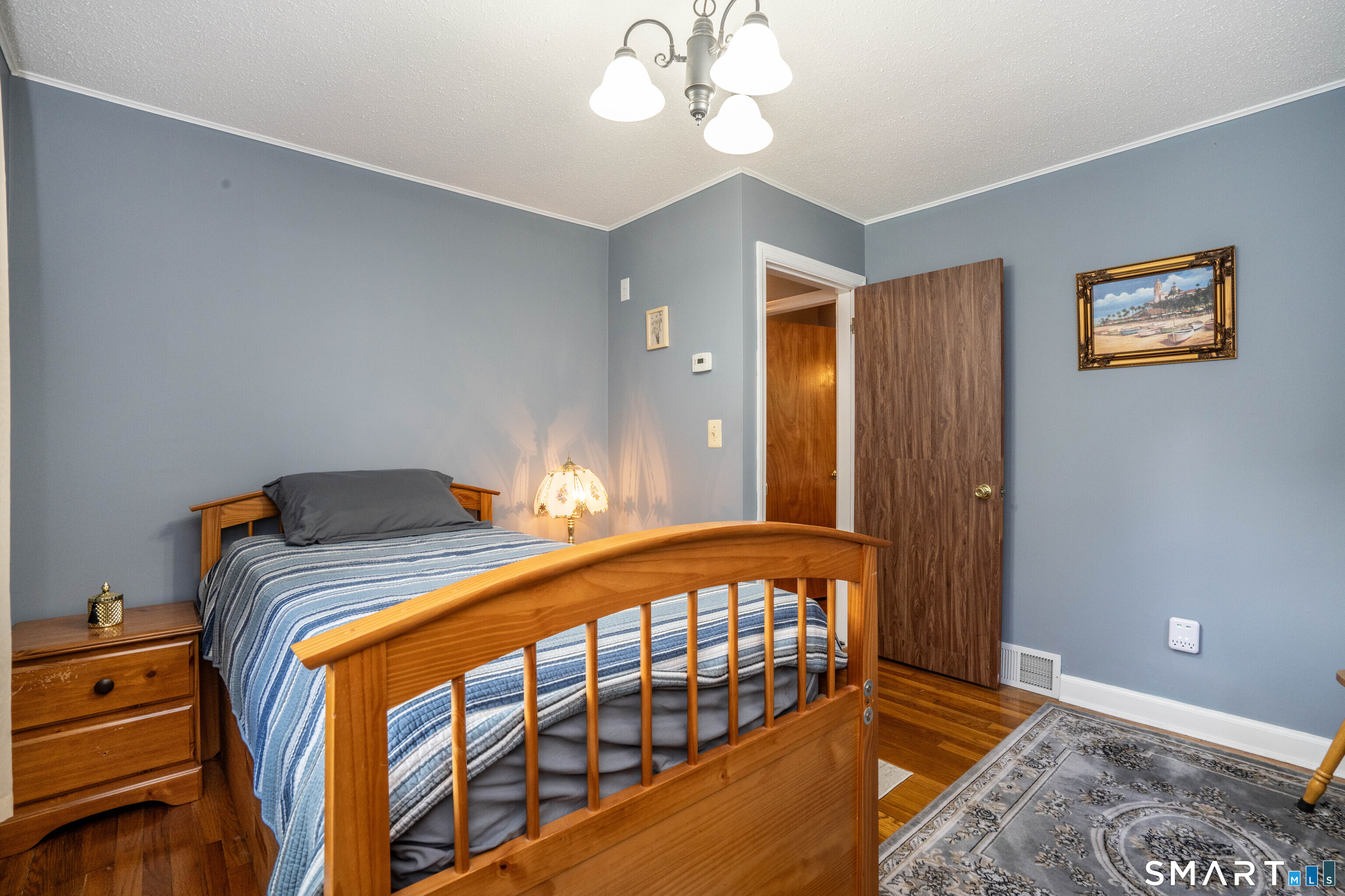 103 Webster Street photo 17