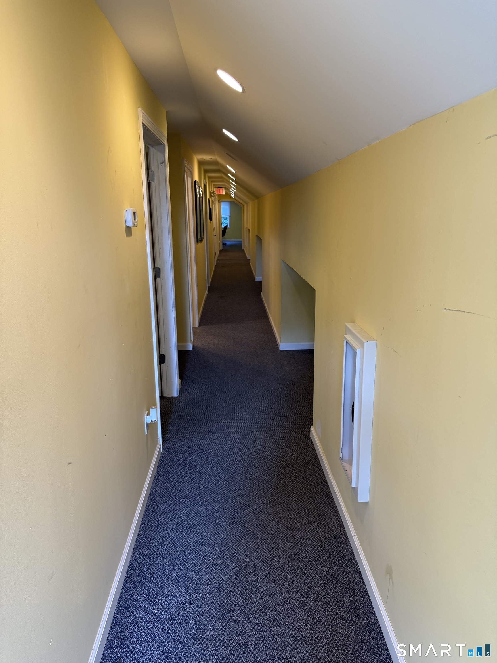 688-A Derby Avenue photo 16