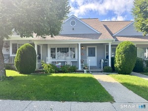 28 Highland, Unit 28, Monroe