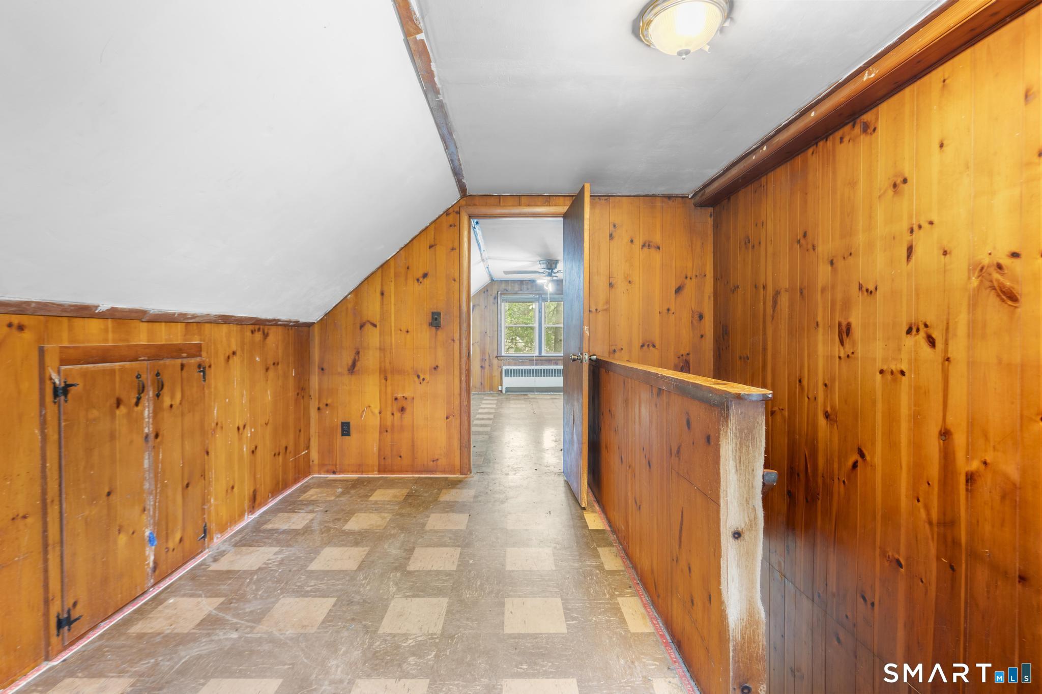 98 Columbus Street photo 25