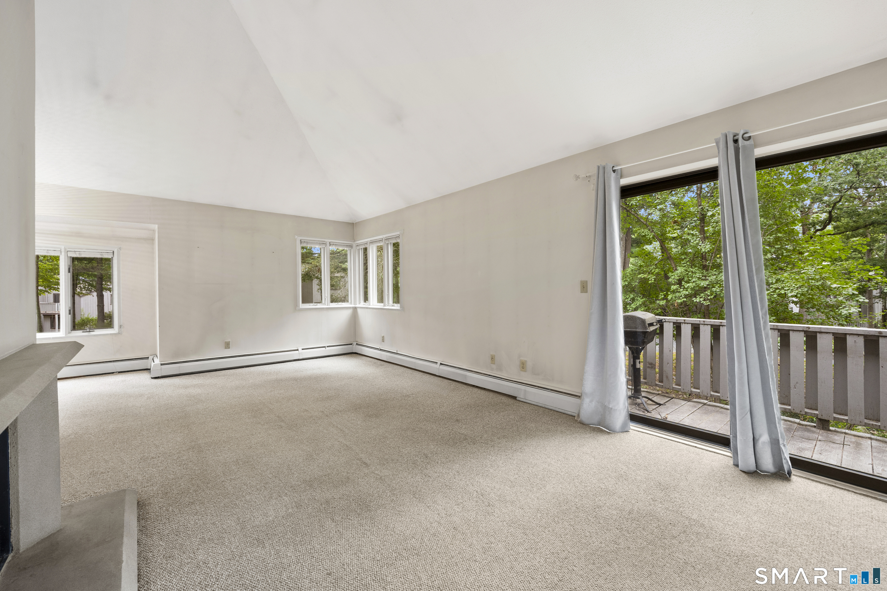 2 Earls Court Unit #F photo 5