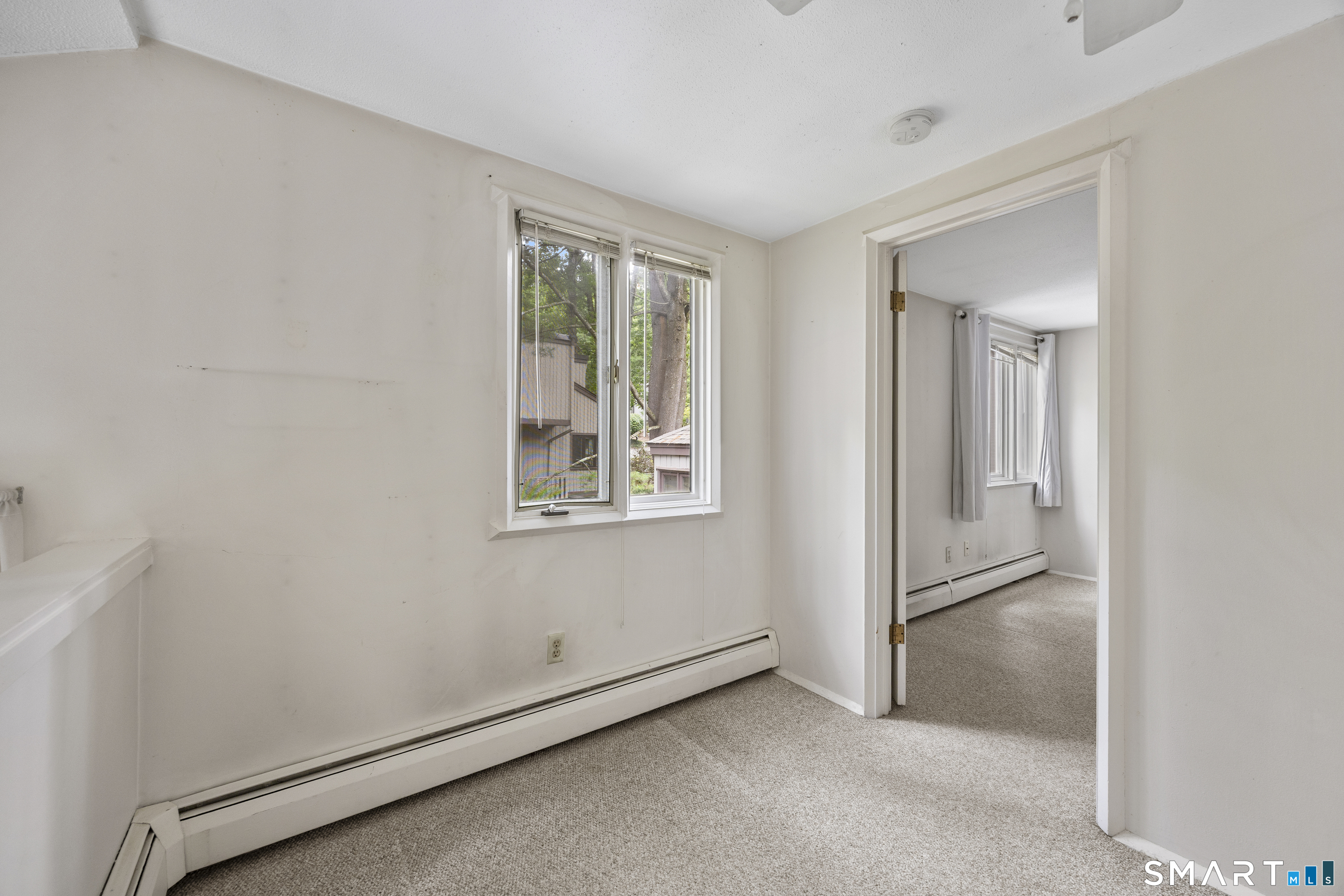 2 Earls Court Unit #F photo 12