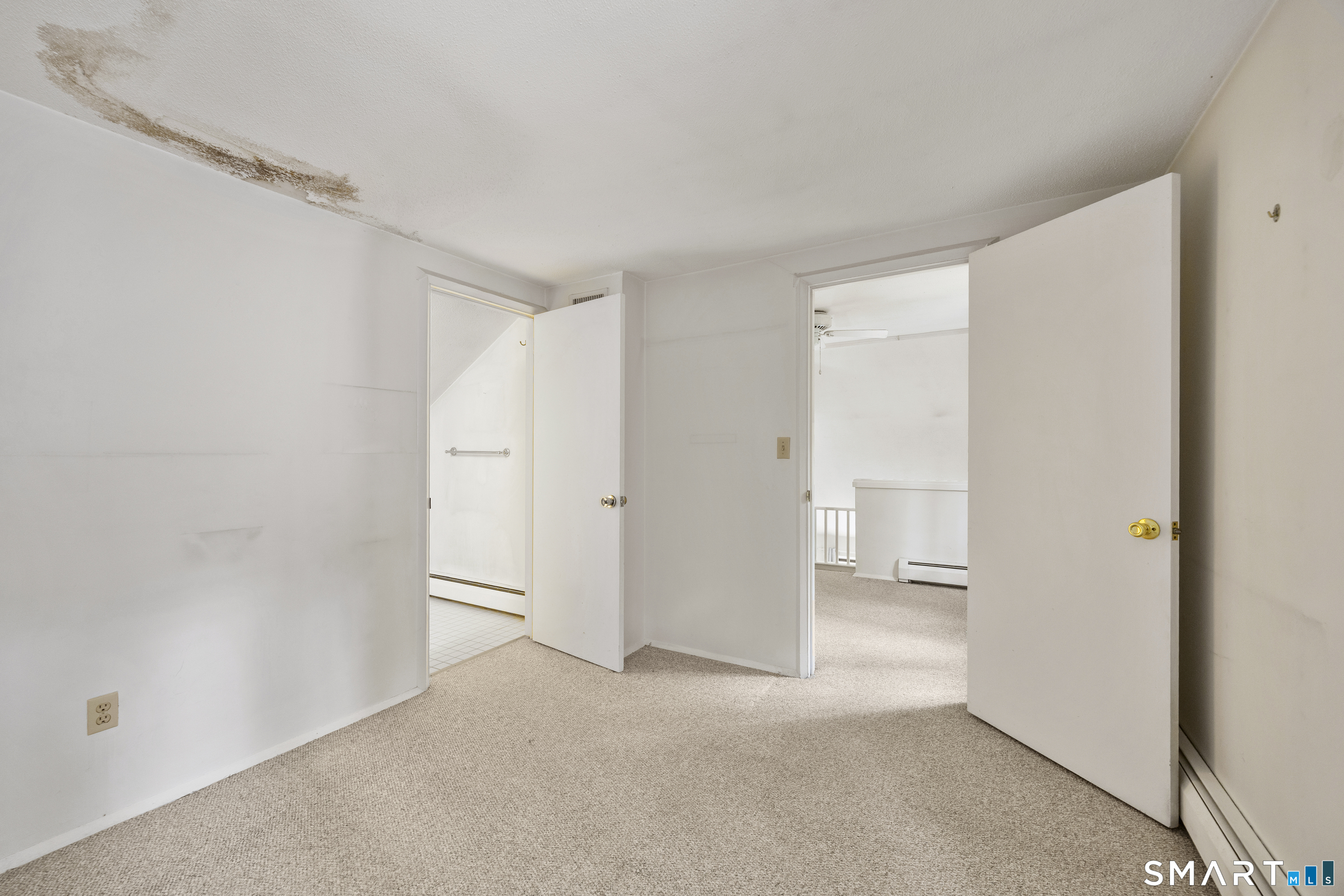 2 Earls Court Unit #F photo 18