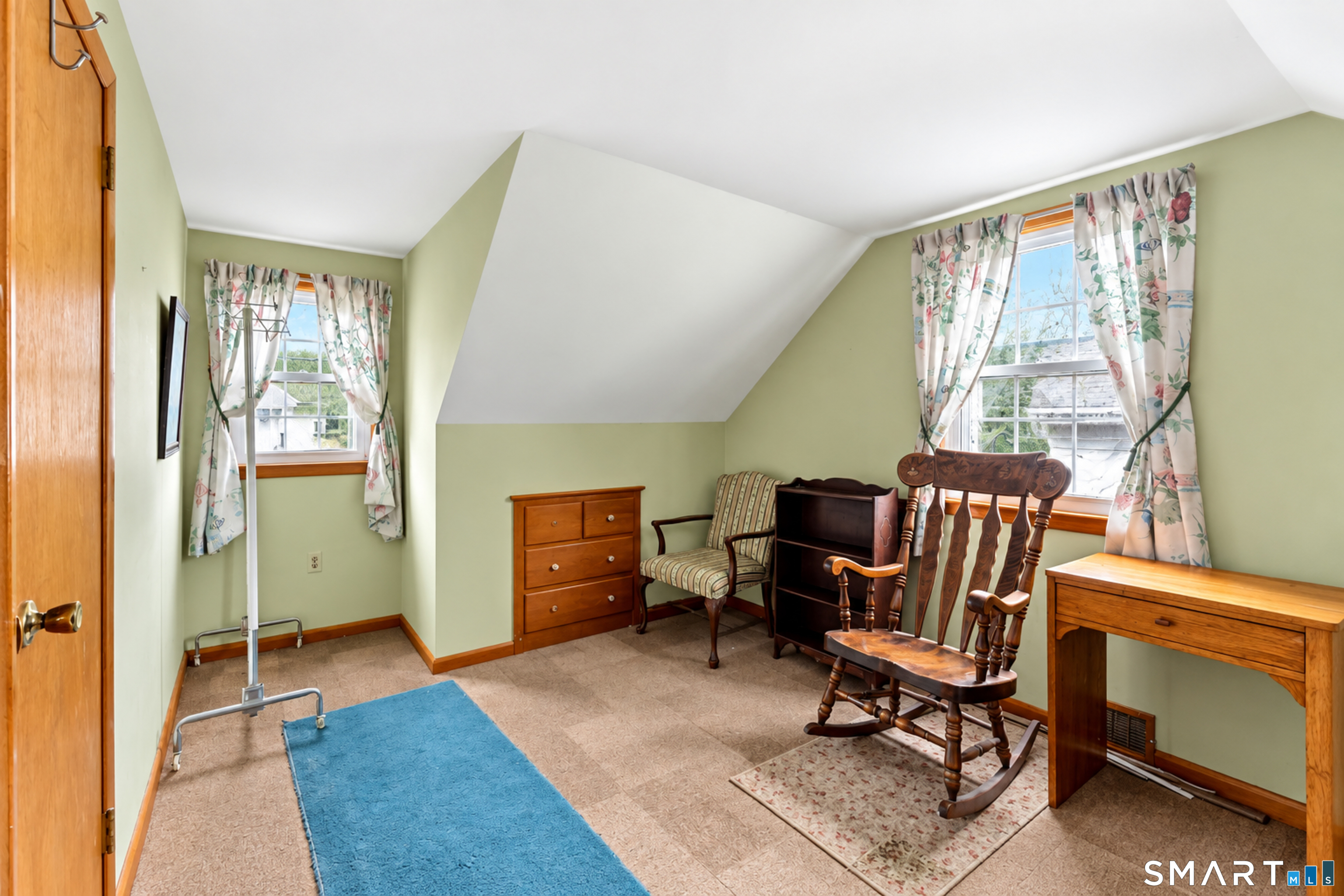 98 Wilbur Avenue photo 13