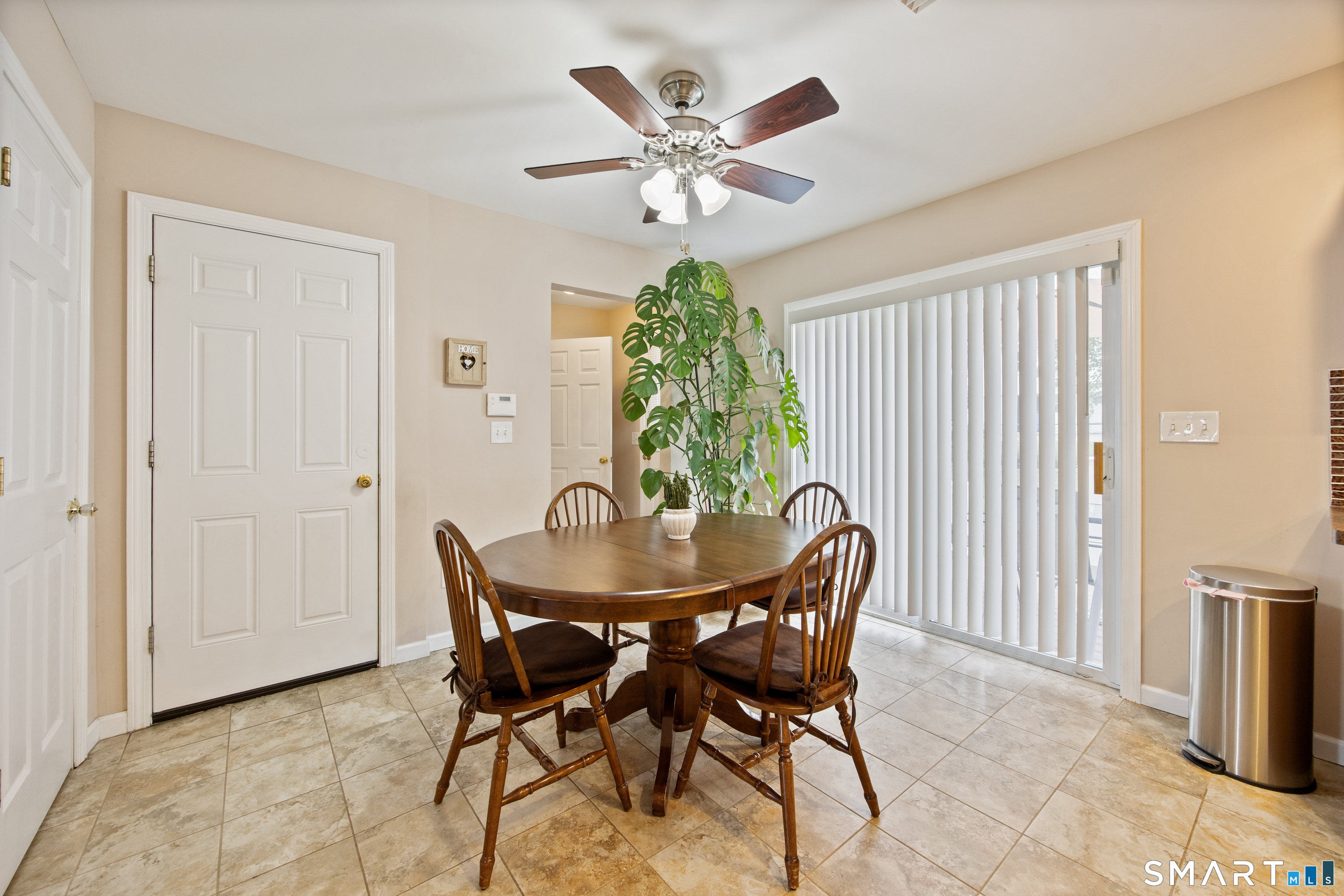 124 Russell Street photo 10