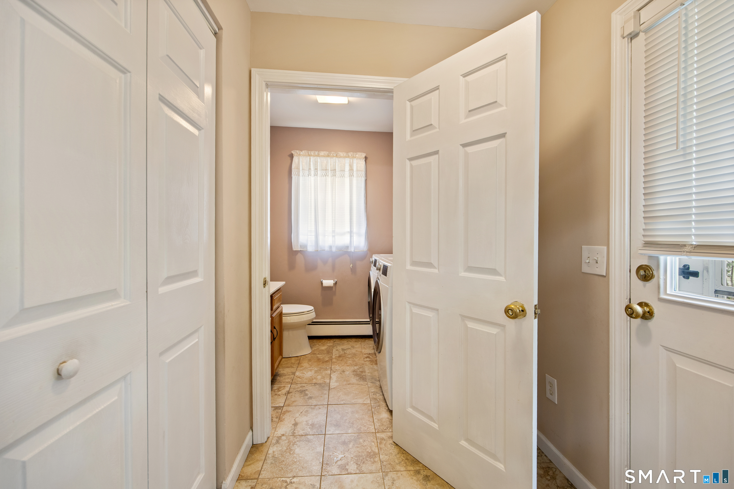 124 Russell Street photo 11