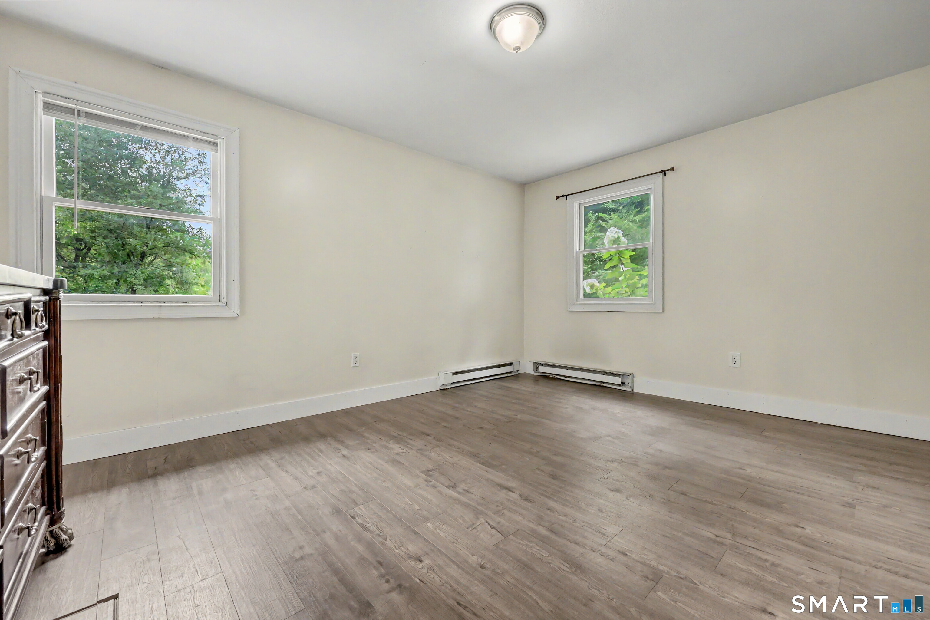 33 Route 55 West photo 17