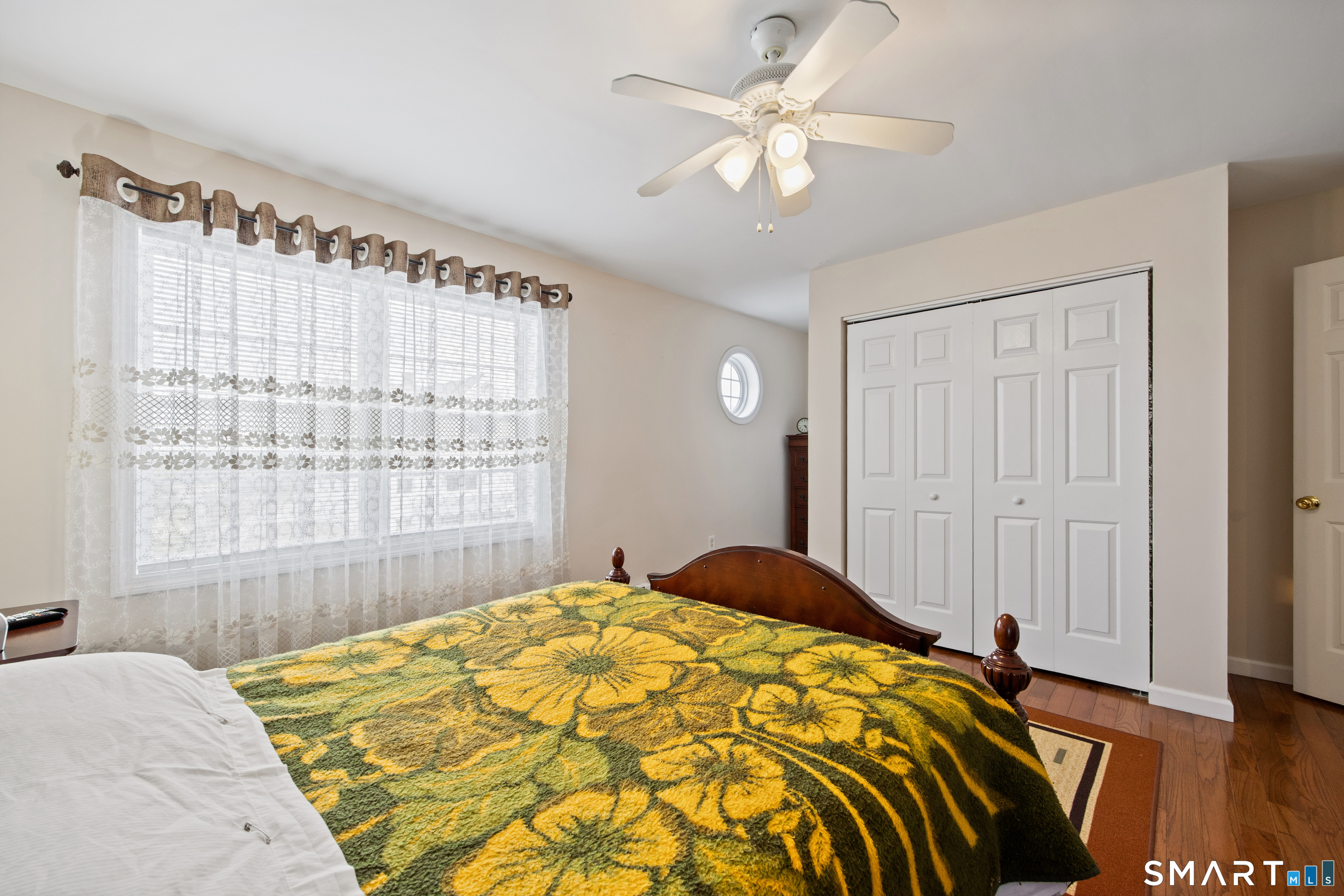 124 Russell Street photo 17