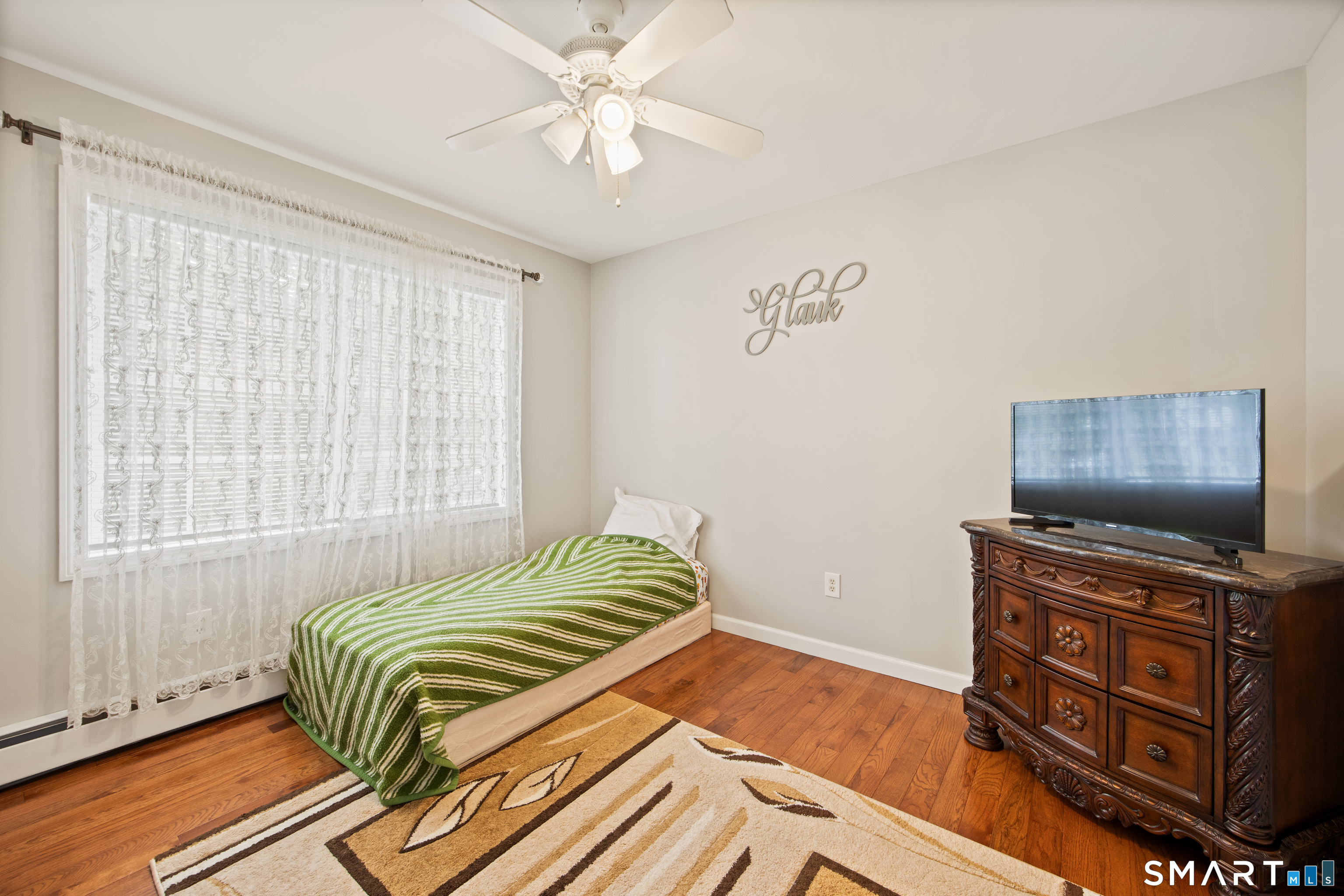 124 Russell Street photo 21