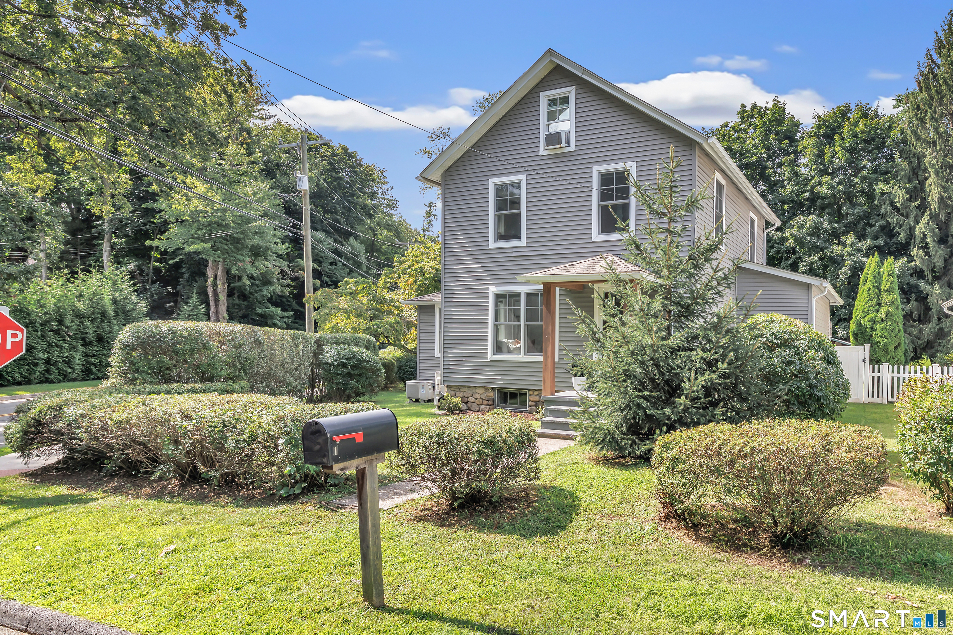 Photo 1 of Single family home for sale at 1 Maplewood Ave, Westport, CT 06880 | MLS# 24204656 | Listing updated on 2026-09-13