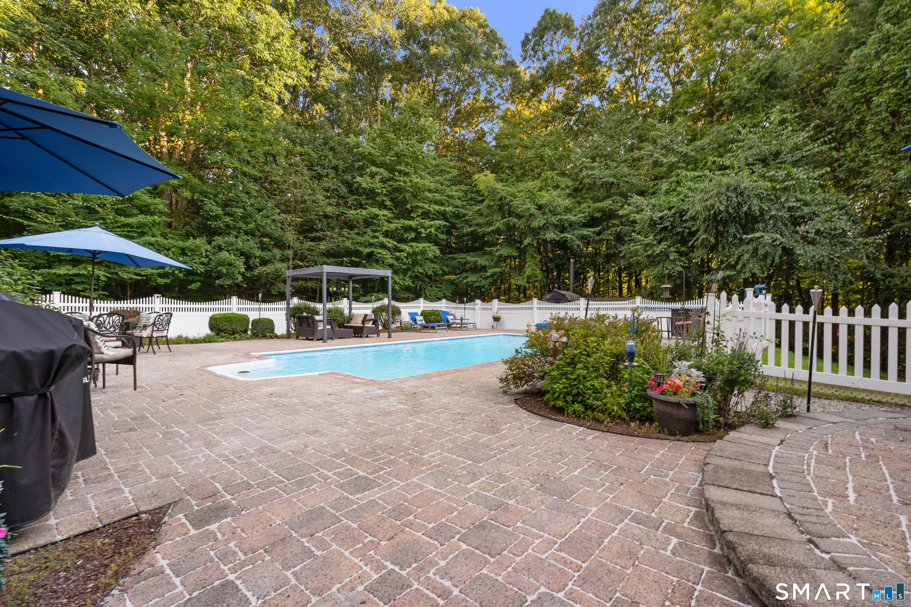 180 Clubhouse Road photo 11