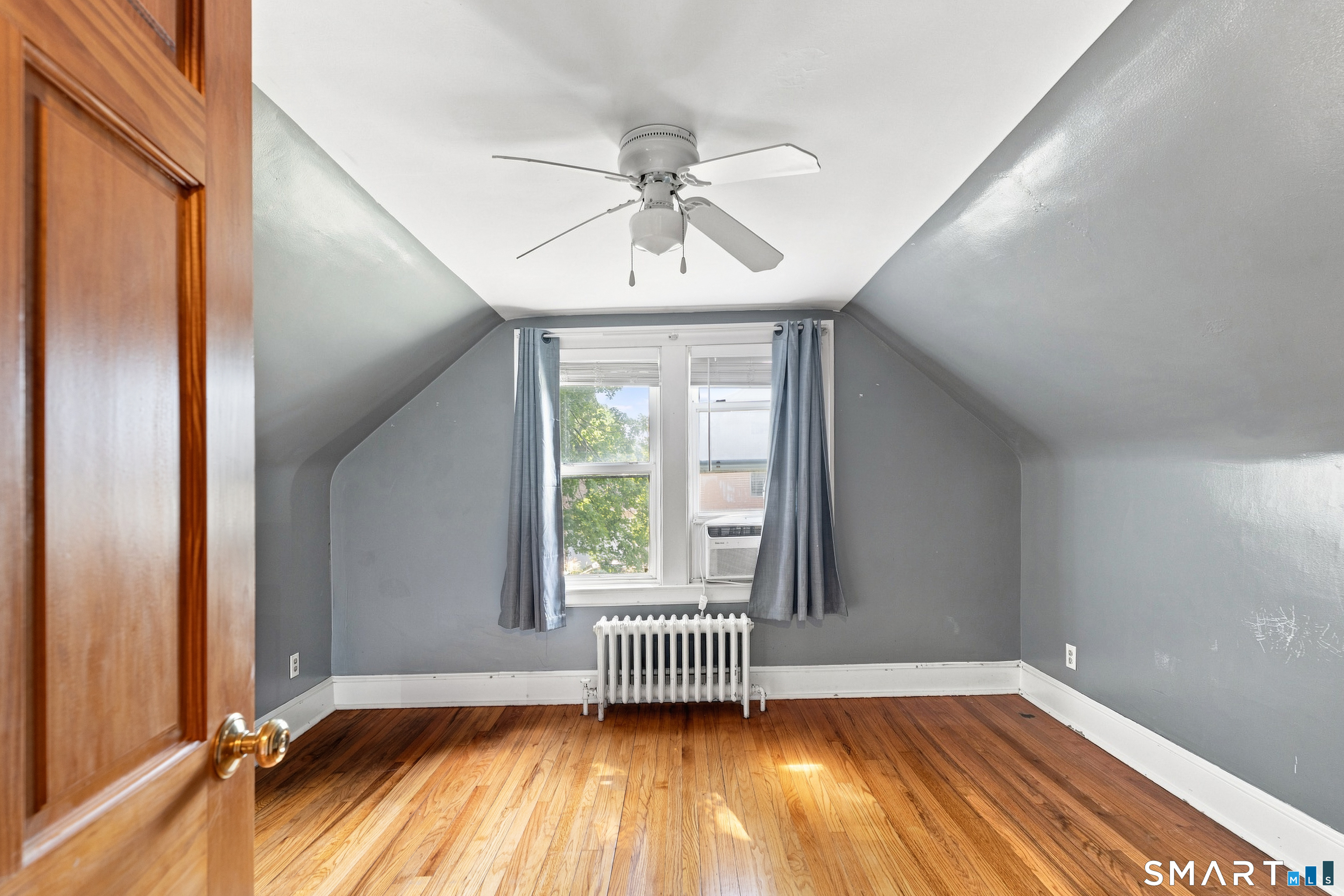 138 Steinmann Avenue photo 17