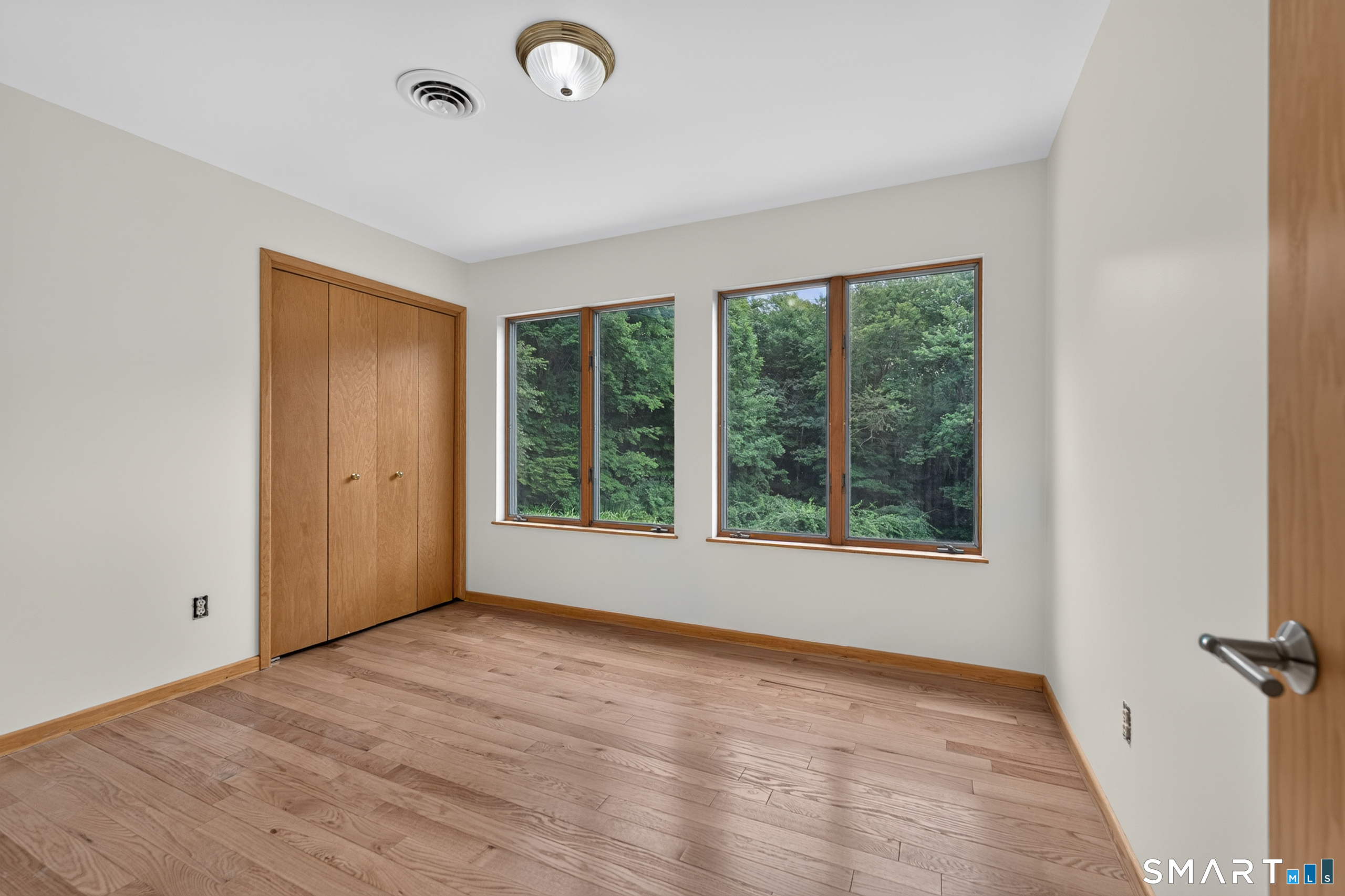 275 Randall Road photo 25