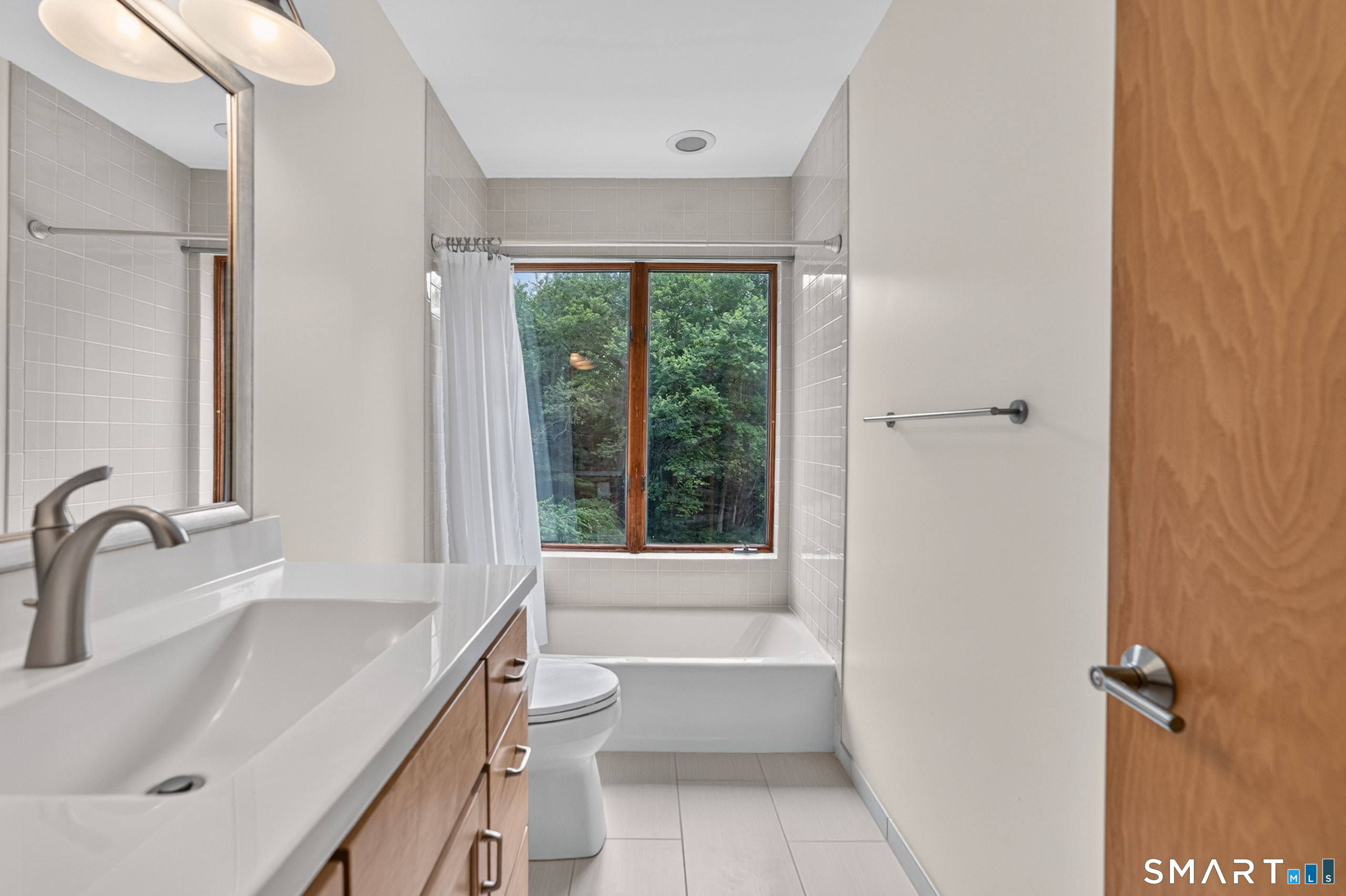 275 Randall Road photo 27