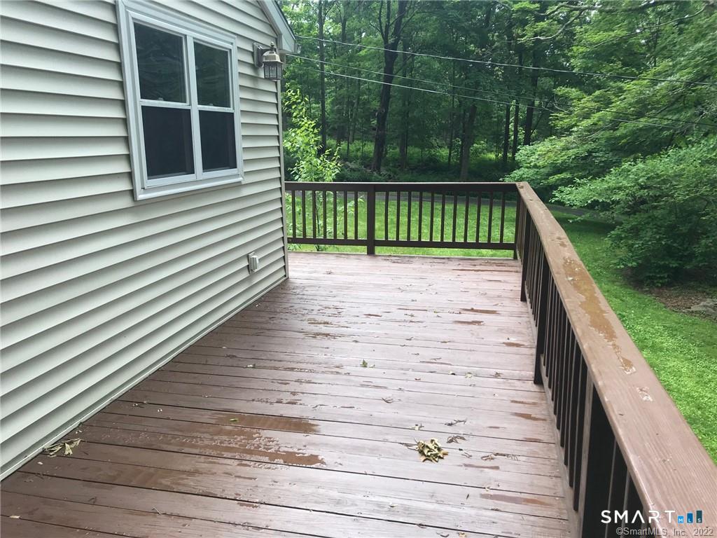 864 Litchfield Turnpike photo 10