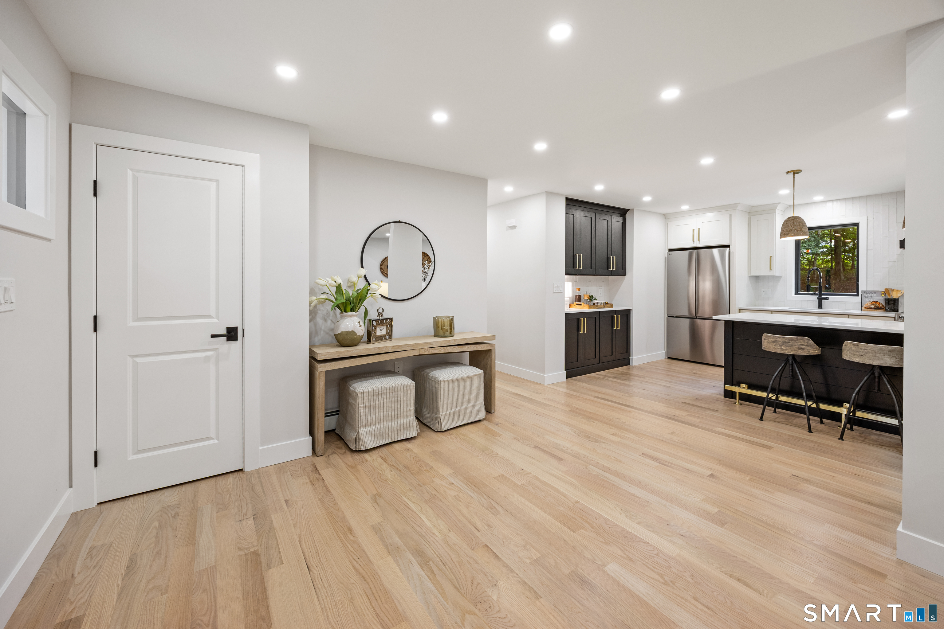 195 Andrews Road photo 16