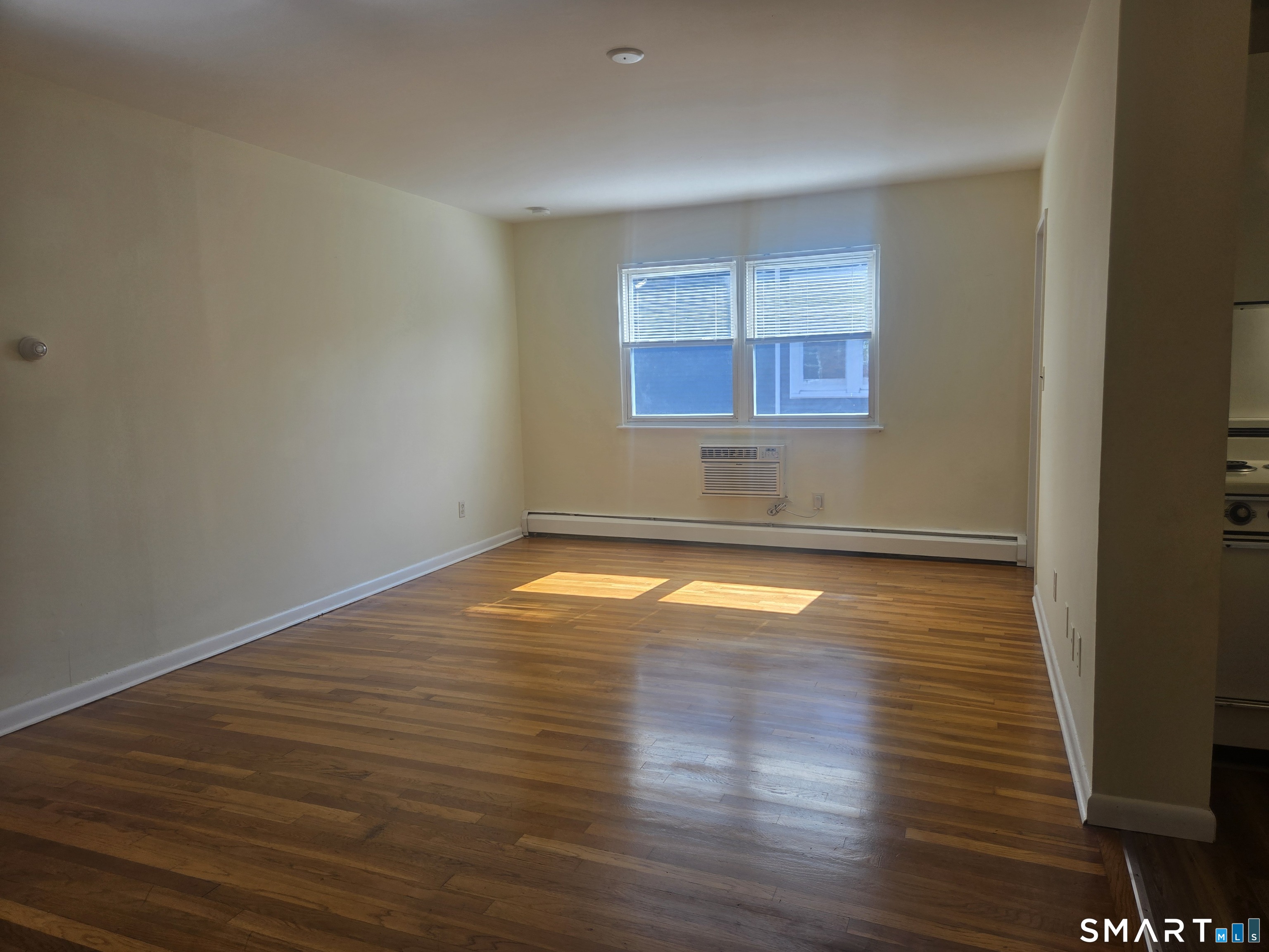 40 Hoyt Street, Stamford, Connecticut photo 2