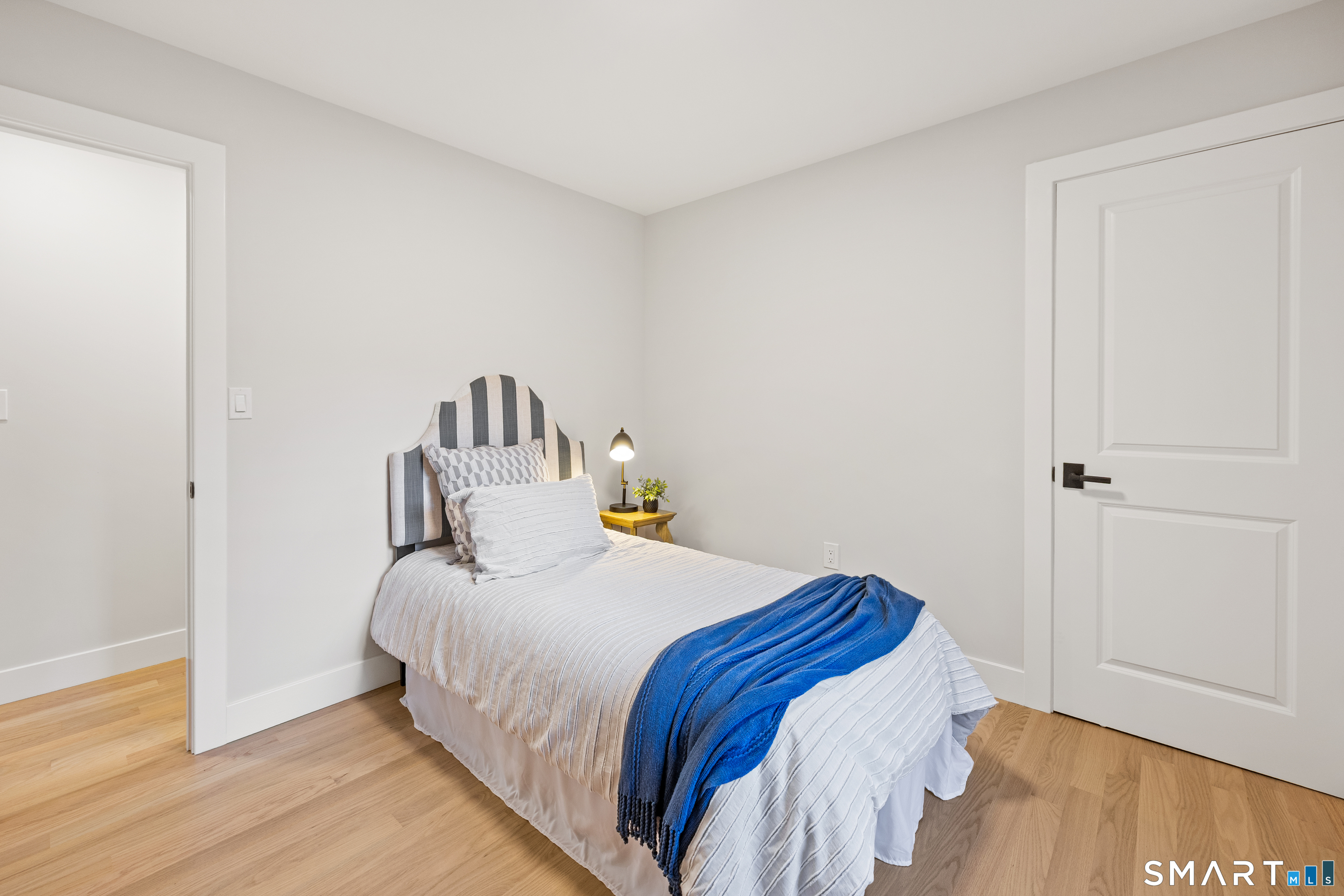 195 Andrews Road photo 21