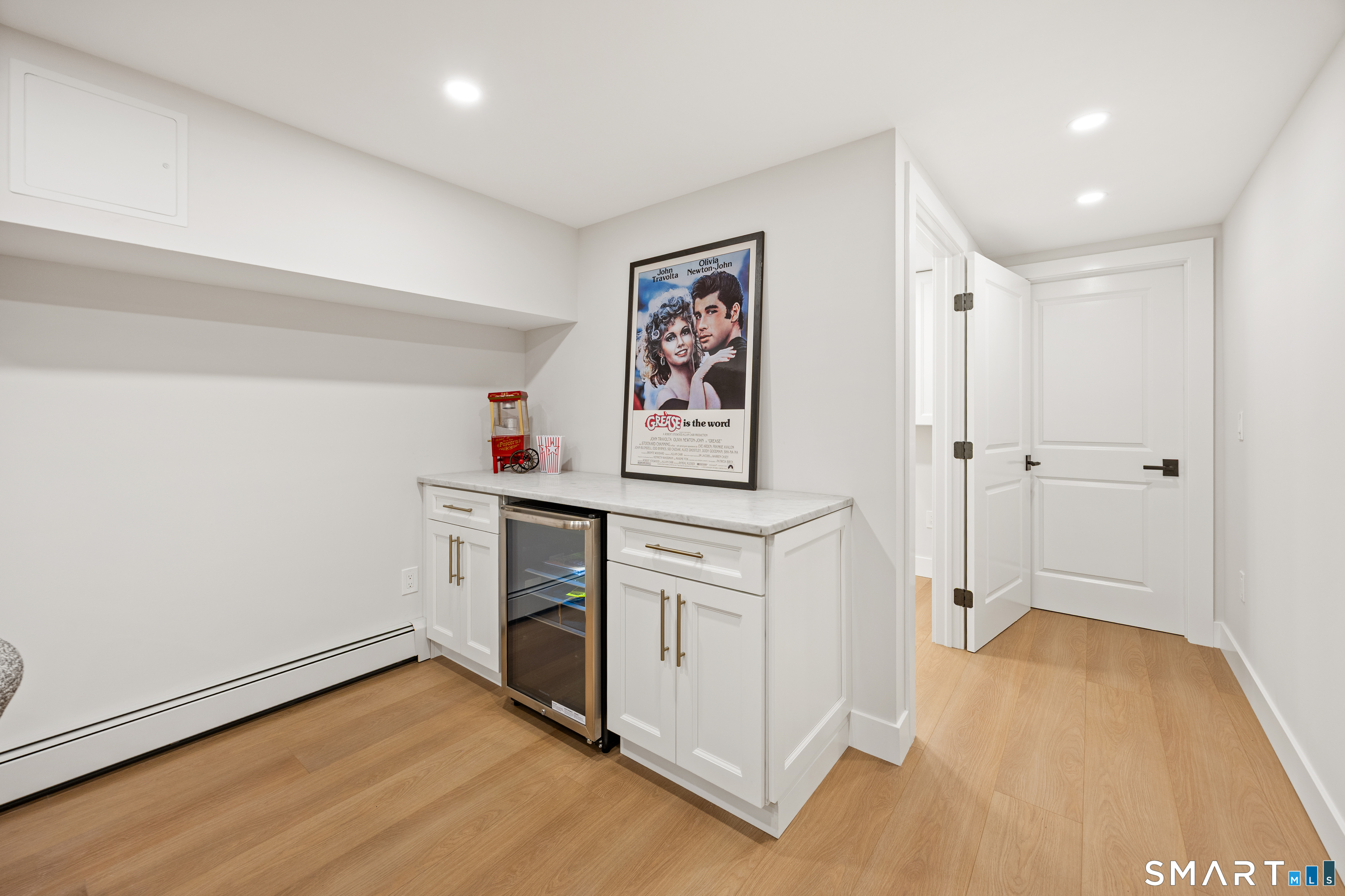 195 Andrews Road photo 32