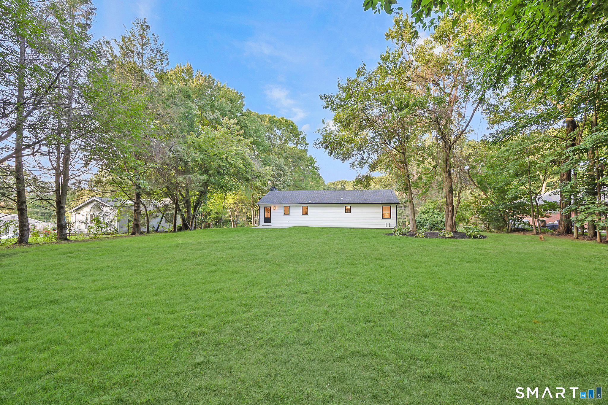 195 Andrews Road photo 35