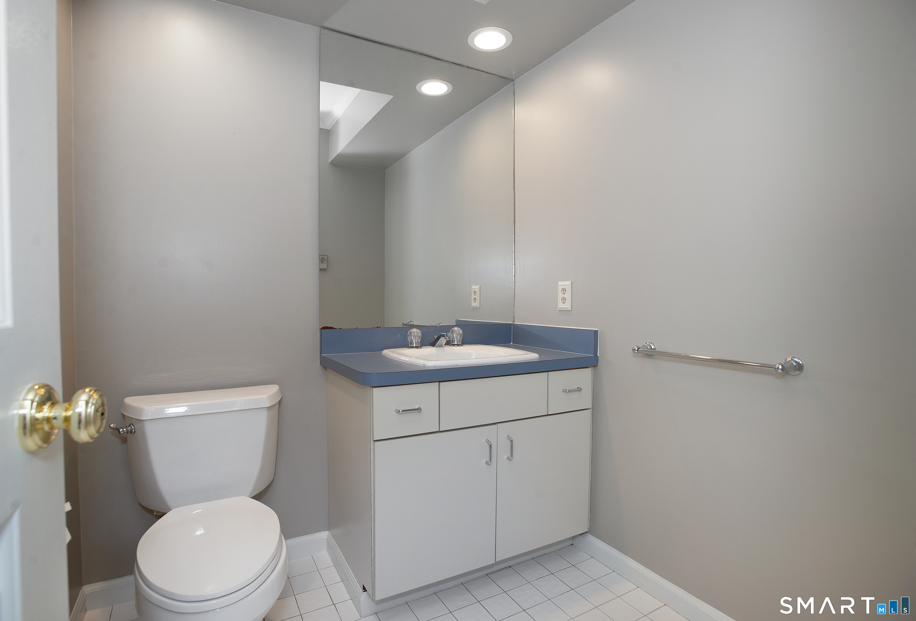 12 Boulevard Drive Unit #36-193 photo 17