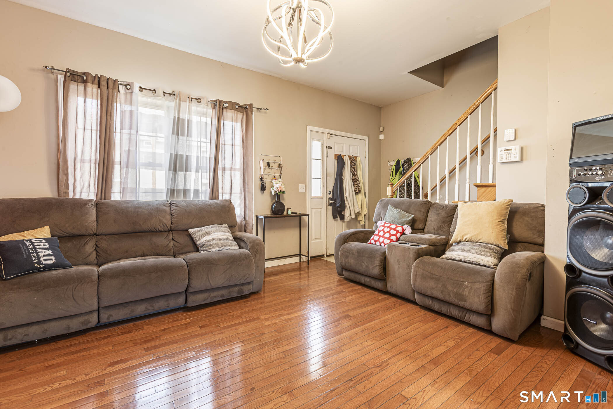 Photo 3 of Single family home for sale at 51 Austin St, New Britain, CT 06051 | MLS# 24204770 | Listing updated on 2026-09-15