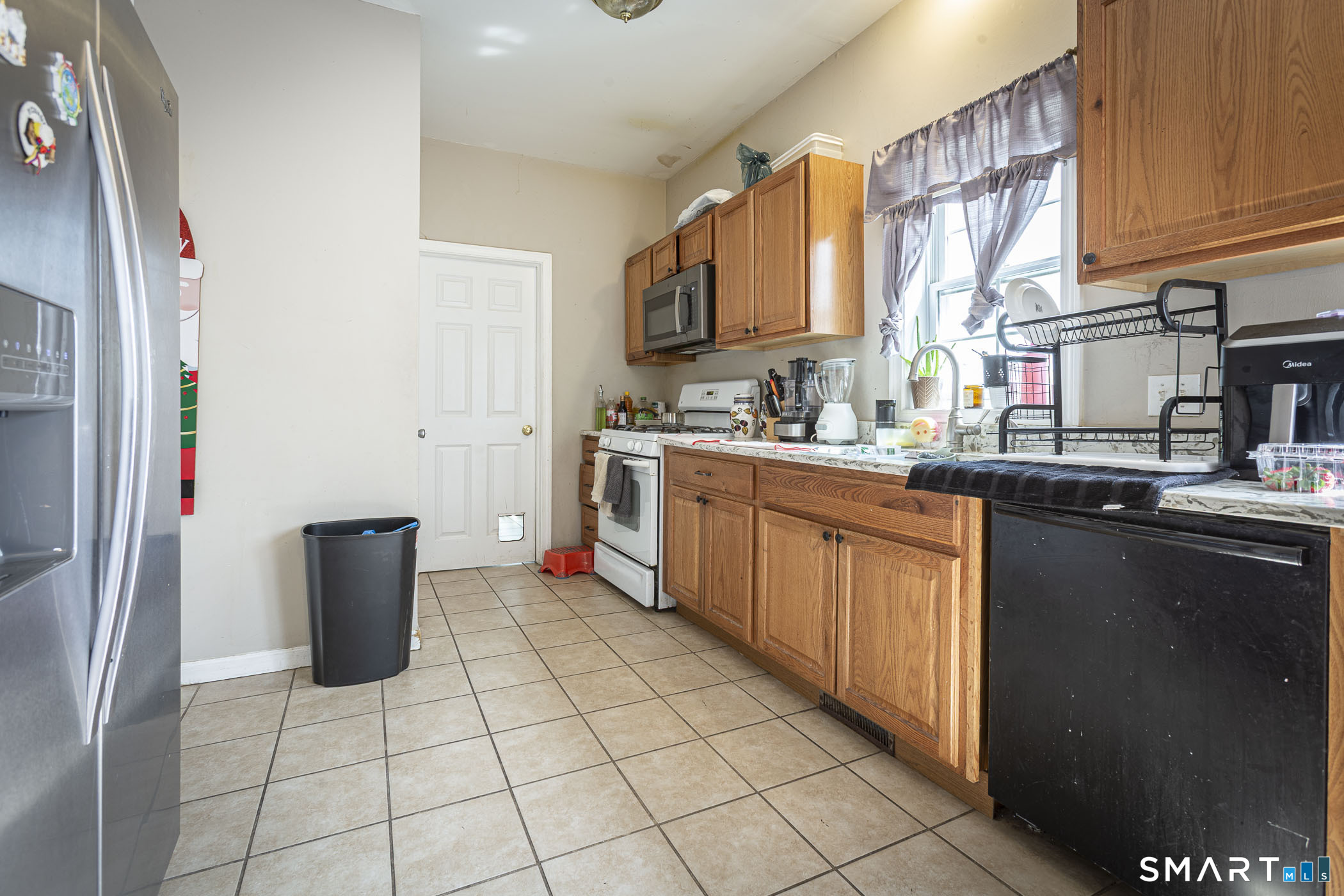Photo 4 of Single family home for sale at 51 Austin St, New Britain, CT 06051 | MLS# 24204770 | Listing updated on 2026-09-15
