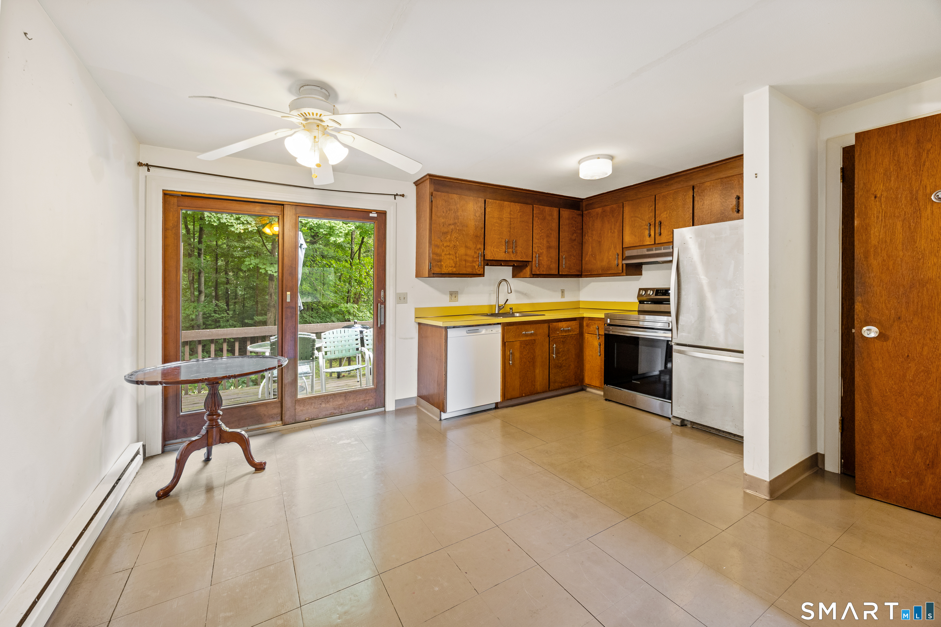 Photo 3 of Townhouse for sale at 1581 Meriden Waterbury Turnpike #6, Milldale, CT 06467 | MLS# 24199190 | Listing updated on 2026-09-04