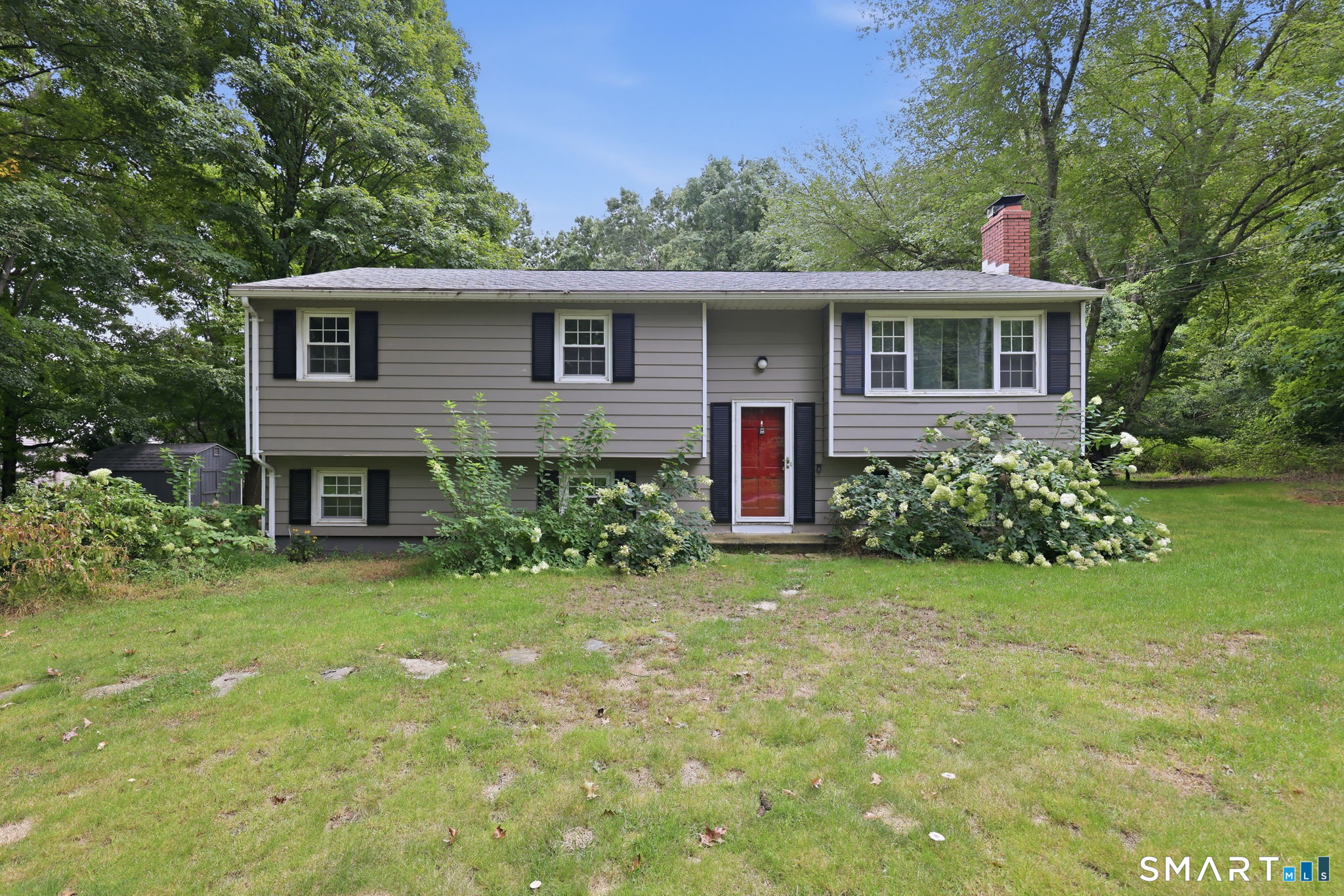 99 Botsford Road photo 2