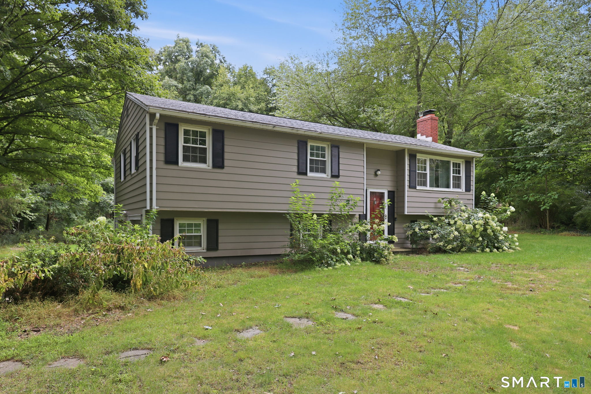 99 Botsford Road photo 4