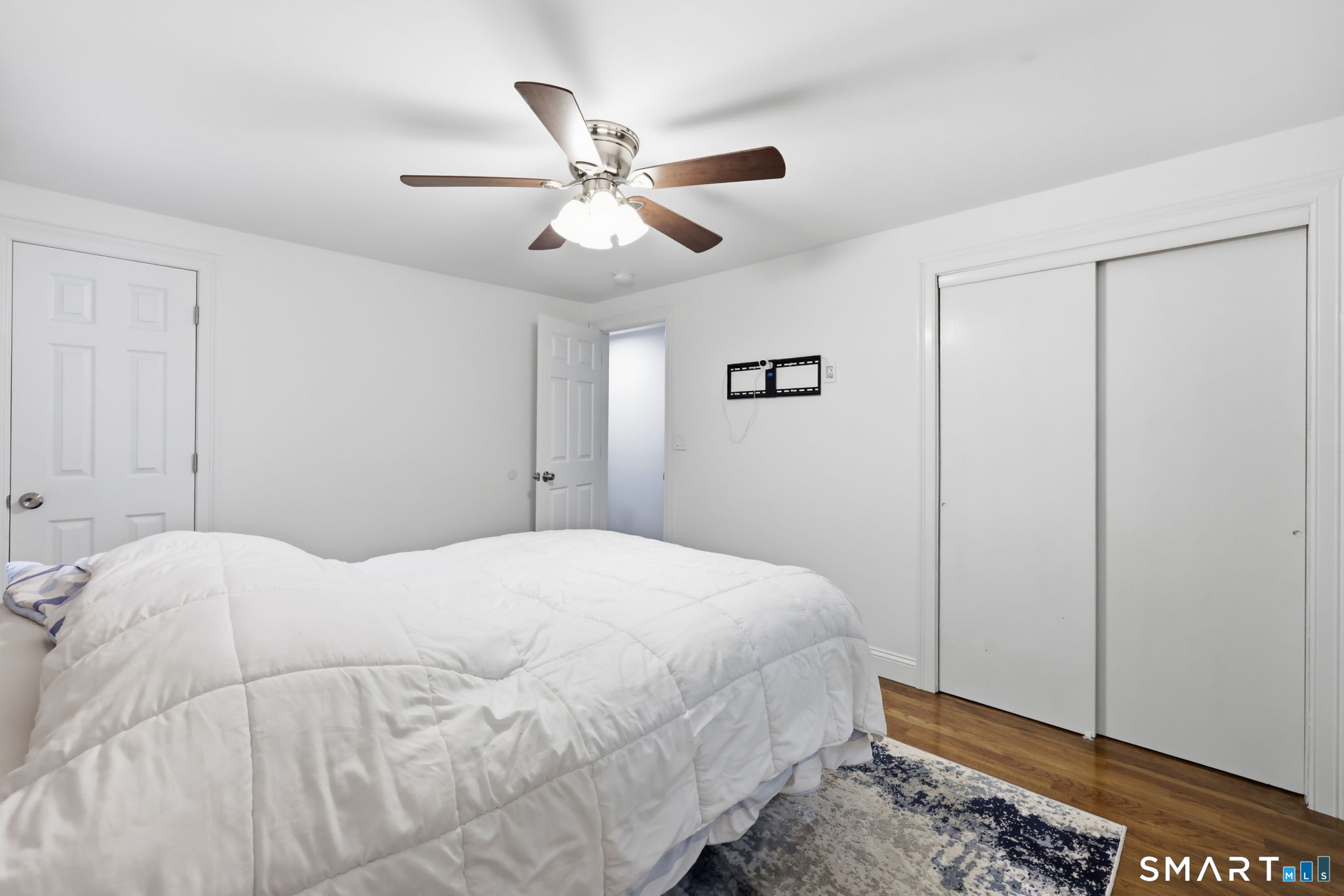 99 Botsford Road photo 23
