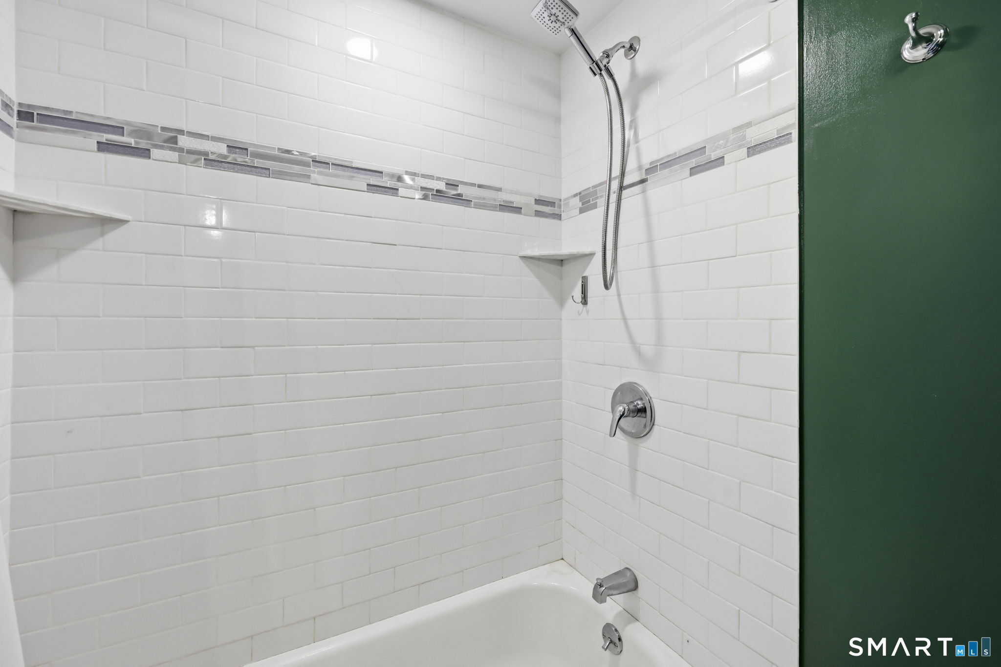 99 Botsford Road photo 26