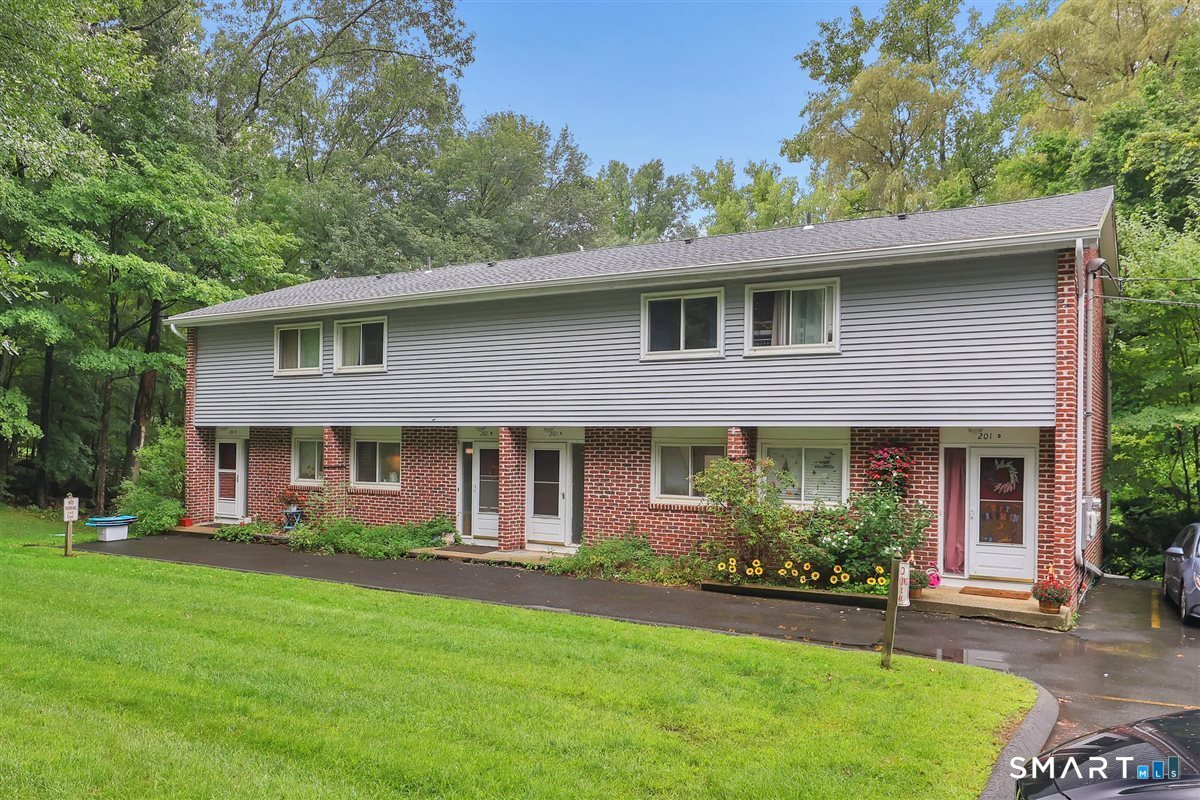 Photo 1 of Townhouse for sale at 201 Baxter Rd #C, Storrs Mansfield, CT 06268 | MLS# 24204304 | Listing updated on 2026-09-09