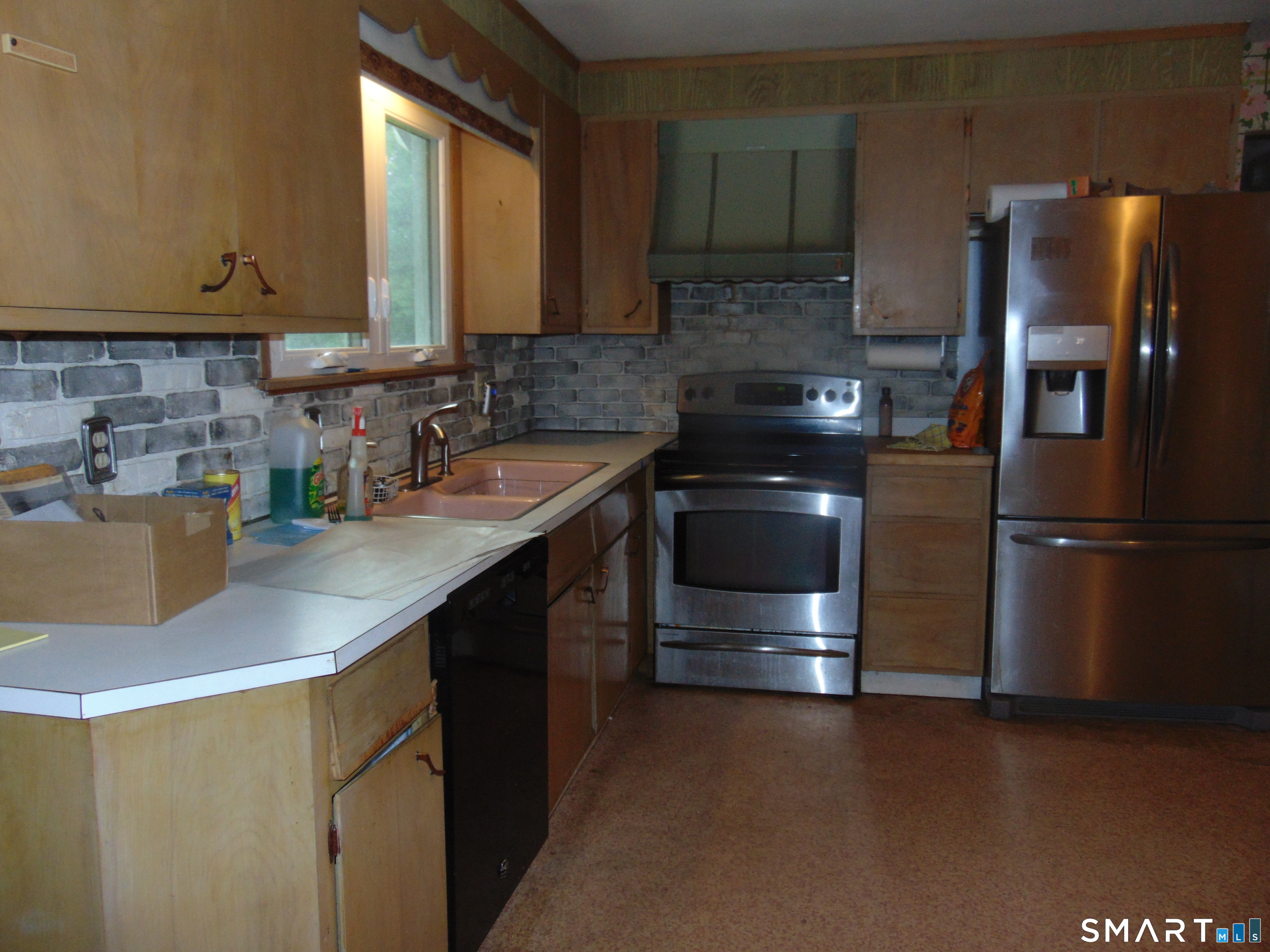 101 Birchwood Street photo 13