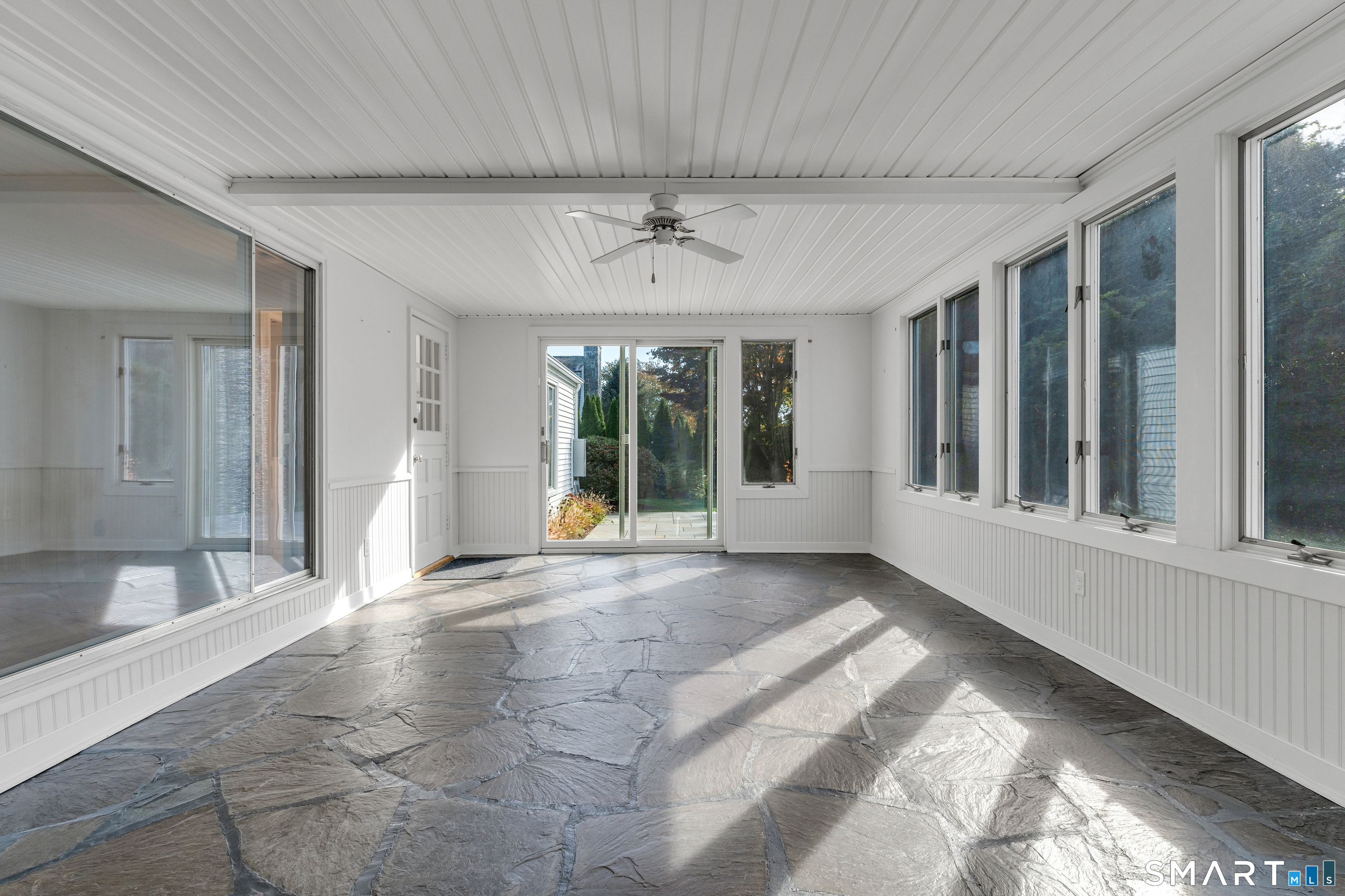 14 Neptune Avenue photo 11
