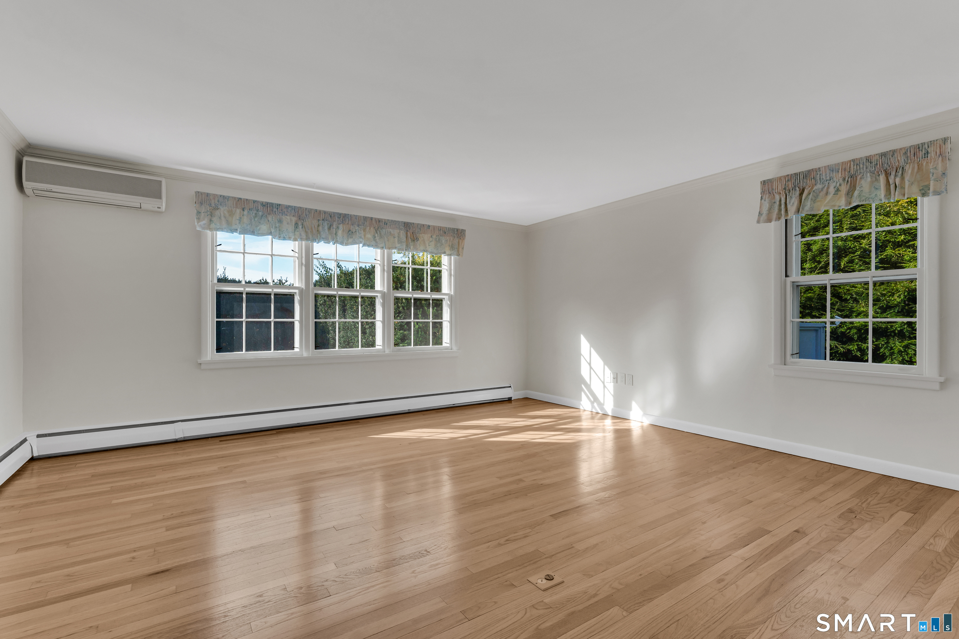 14 Neptune Avenue photo 20