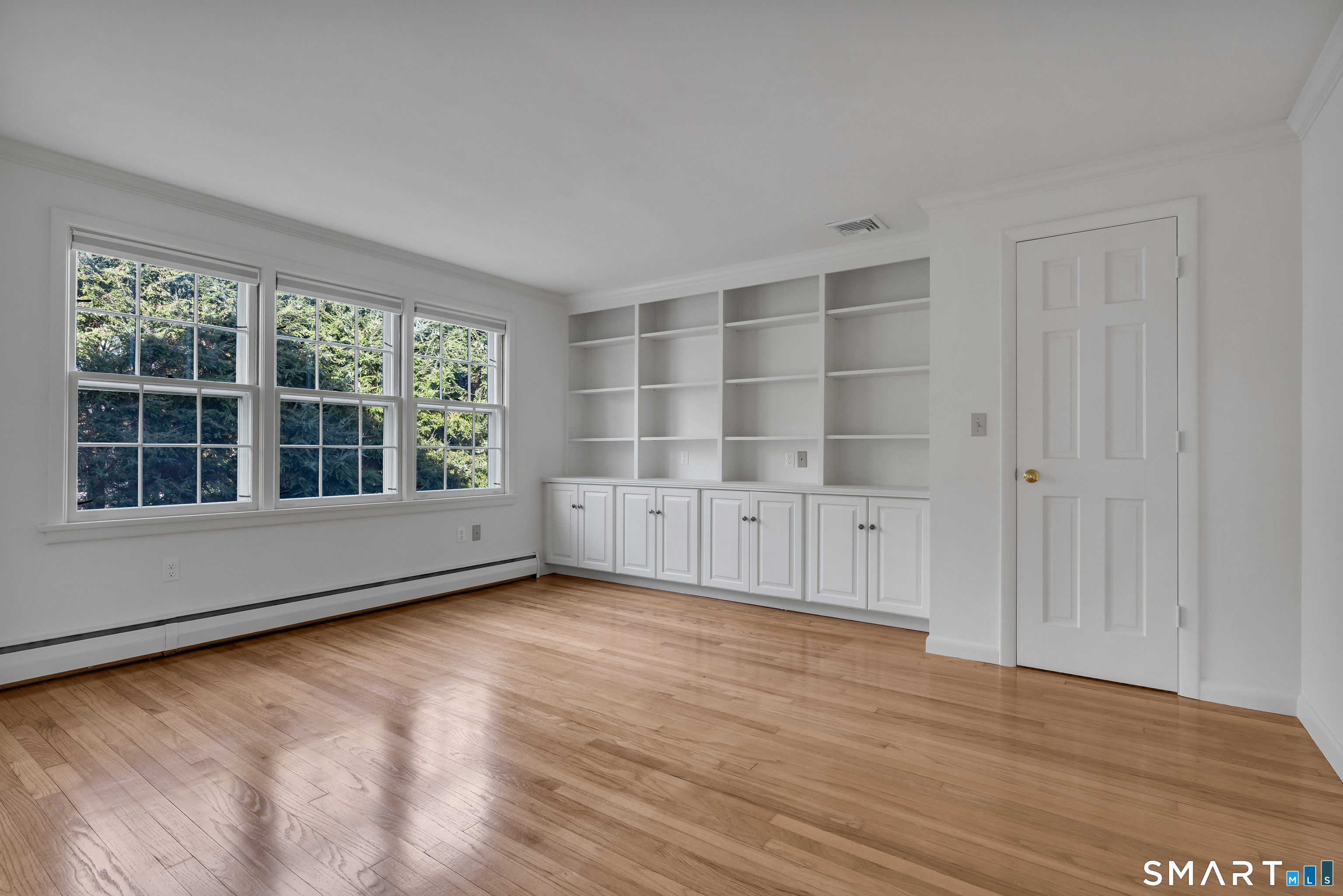 14 Neptune Avenue photo 21