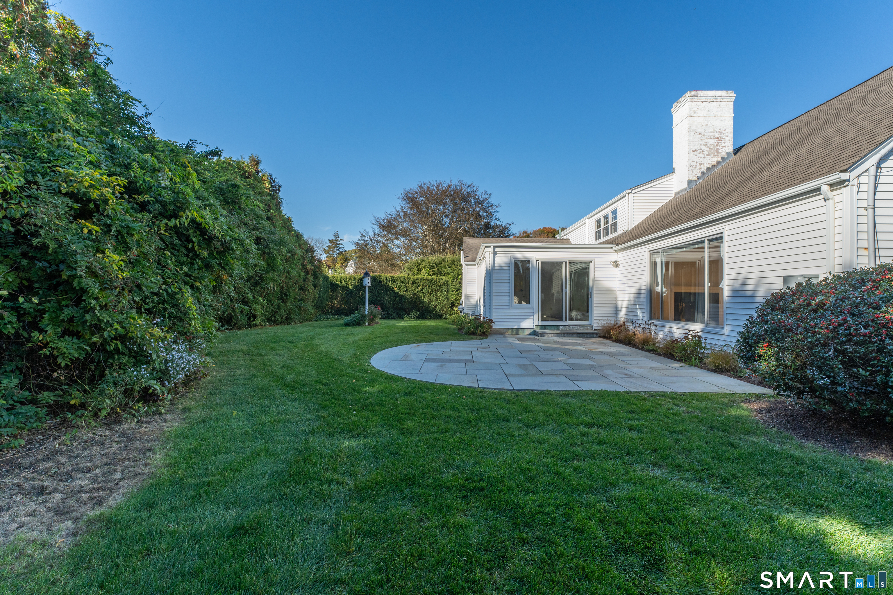 14 Neptune Avenue photo 29