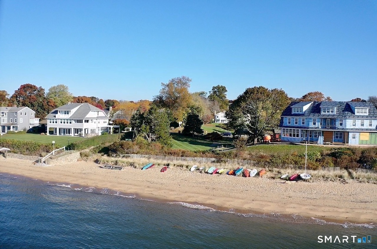14 Neptune Avenue photo 2