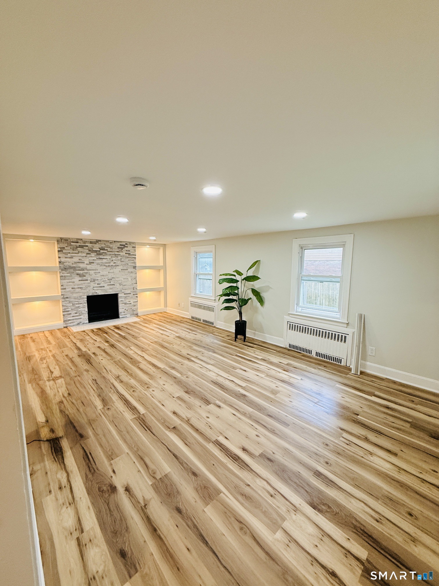 60 Hubbard Road photo 13