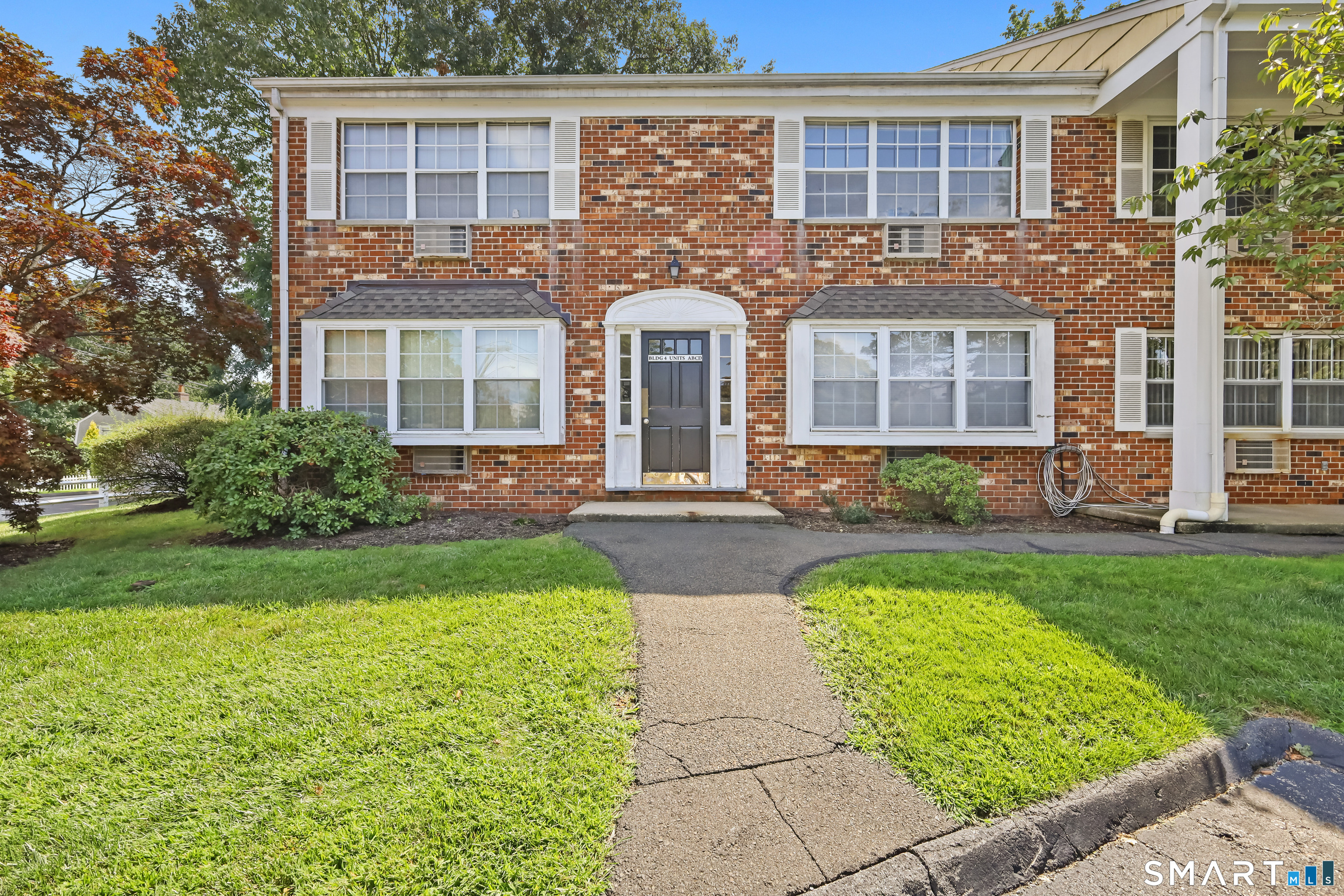 Photo 1 of Condo for sale at 287 Hamilton Ave #4D, Stamford, CT 06902 | MLS# 24199787 | Listing updated on 2026-09-14