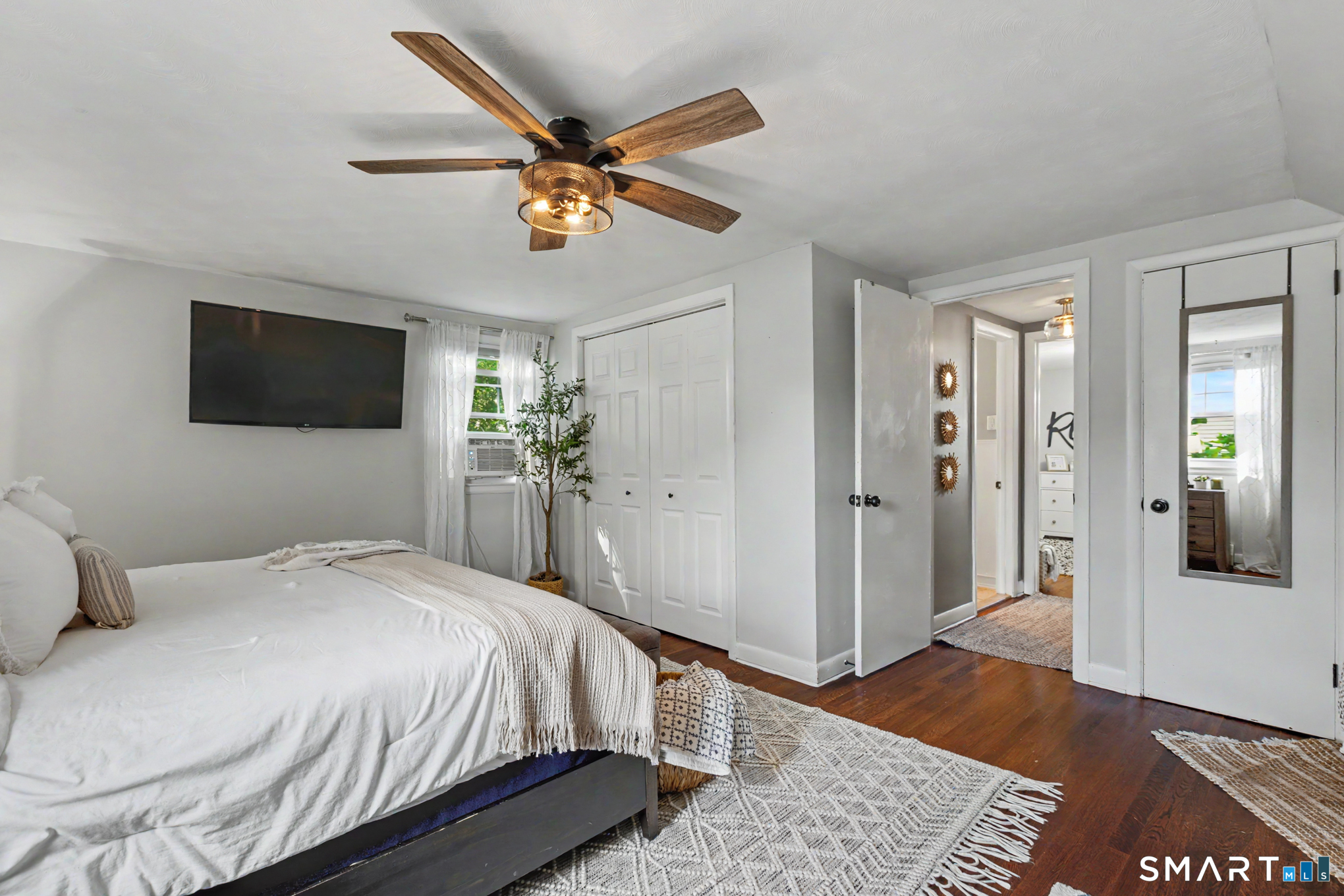 1205 Willard Avenue photo 28