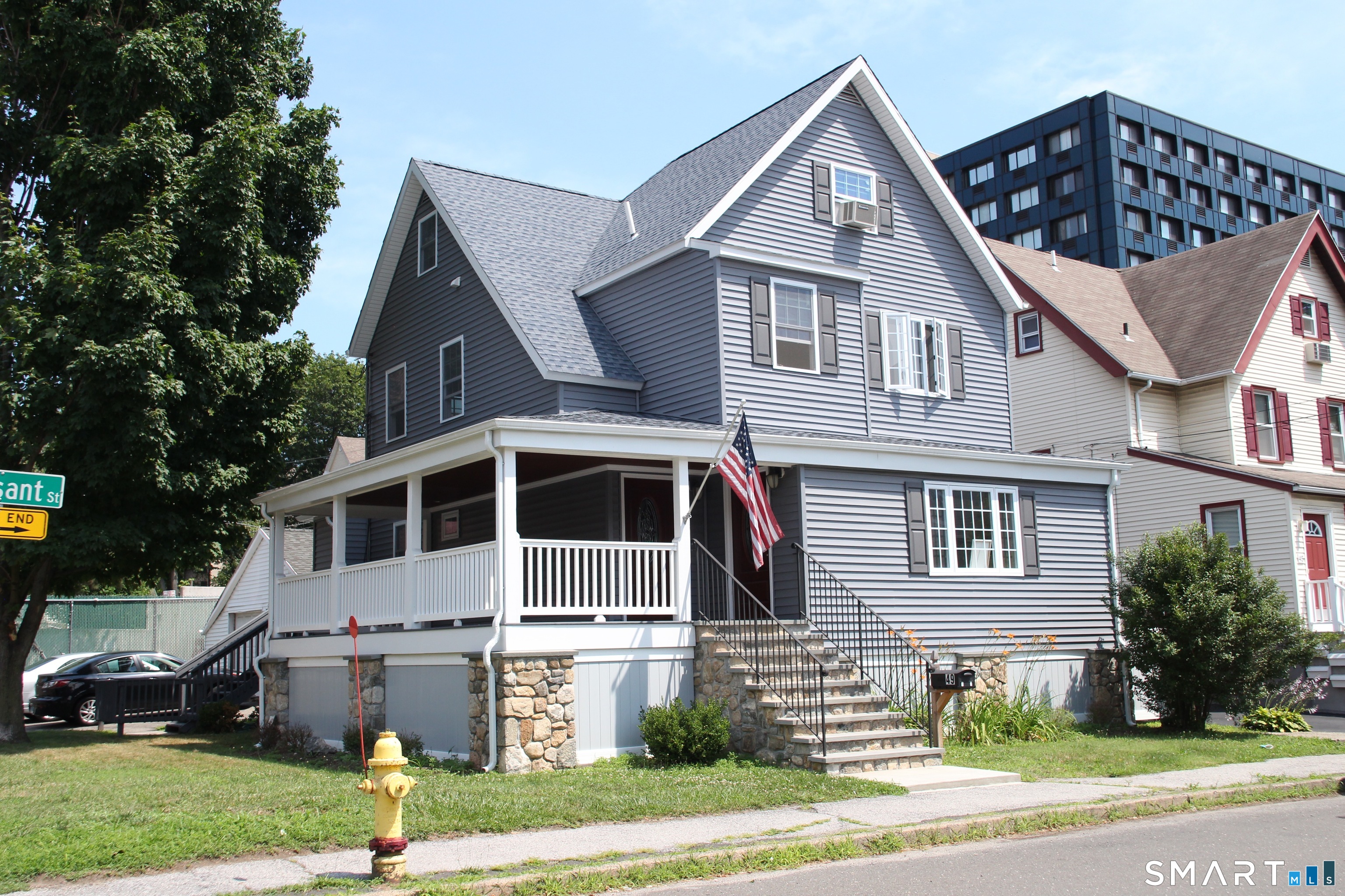 49 Pleasant Street, Stamford, Connecticut photo 1