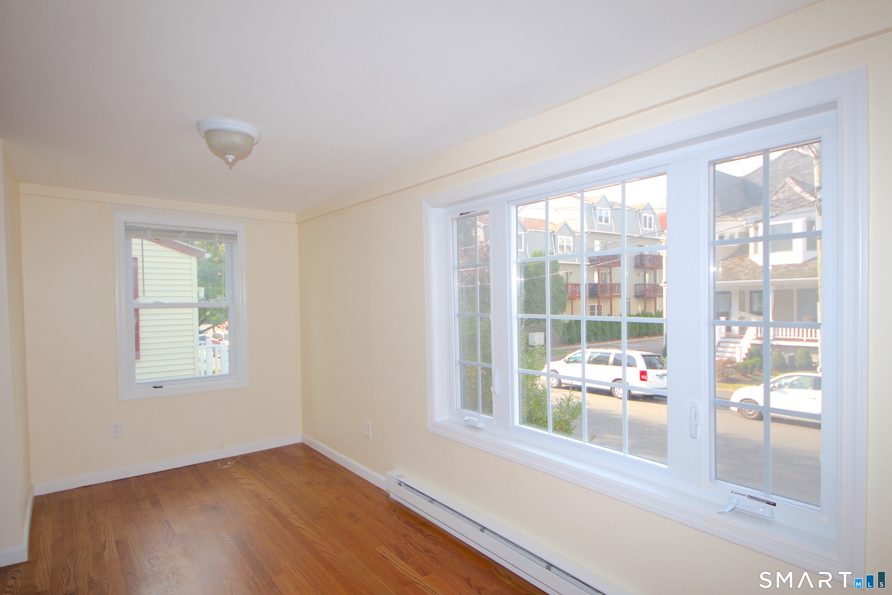 49 Pleasant Street, Stamford, Connecticut photo 3