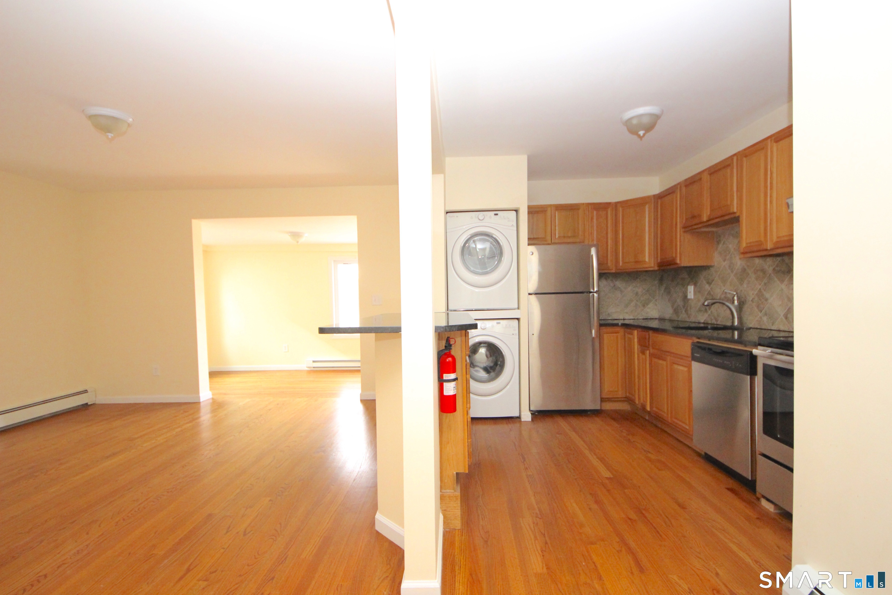 49 Pleasant Street, Stamford, Connecticut photo 5