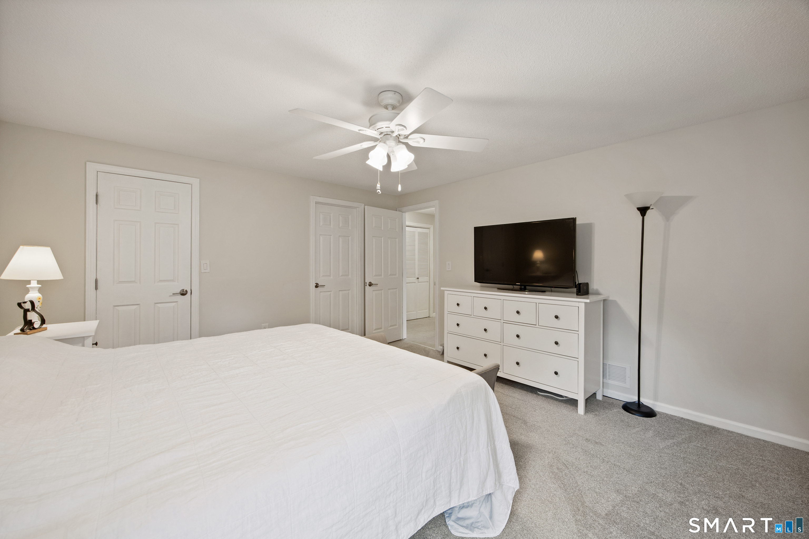 697 South End Road Unit #8 photo 15