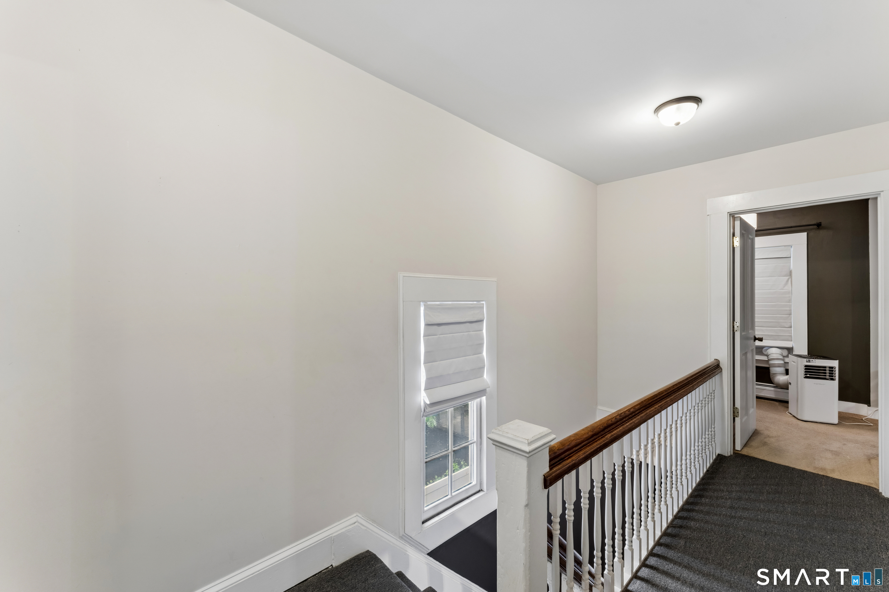 653 Winchester Avenue photo 11