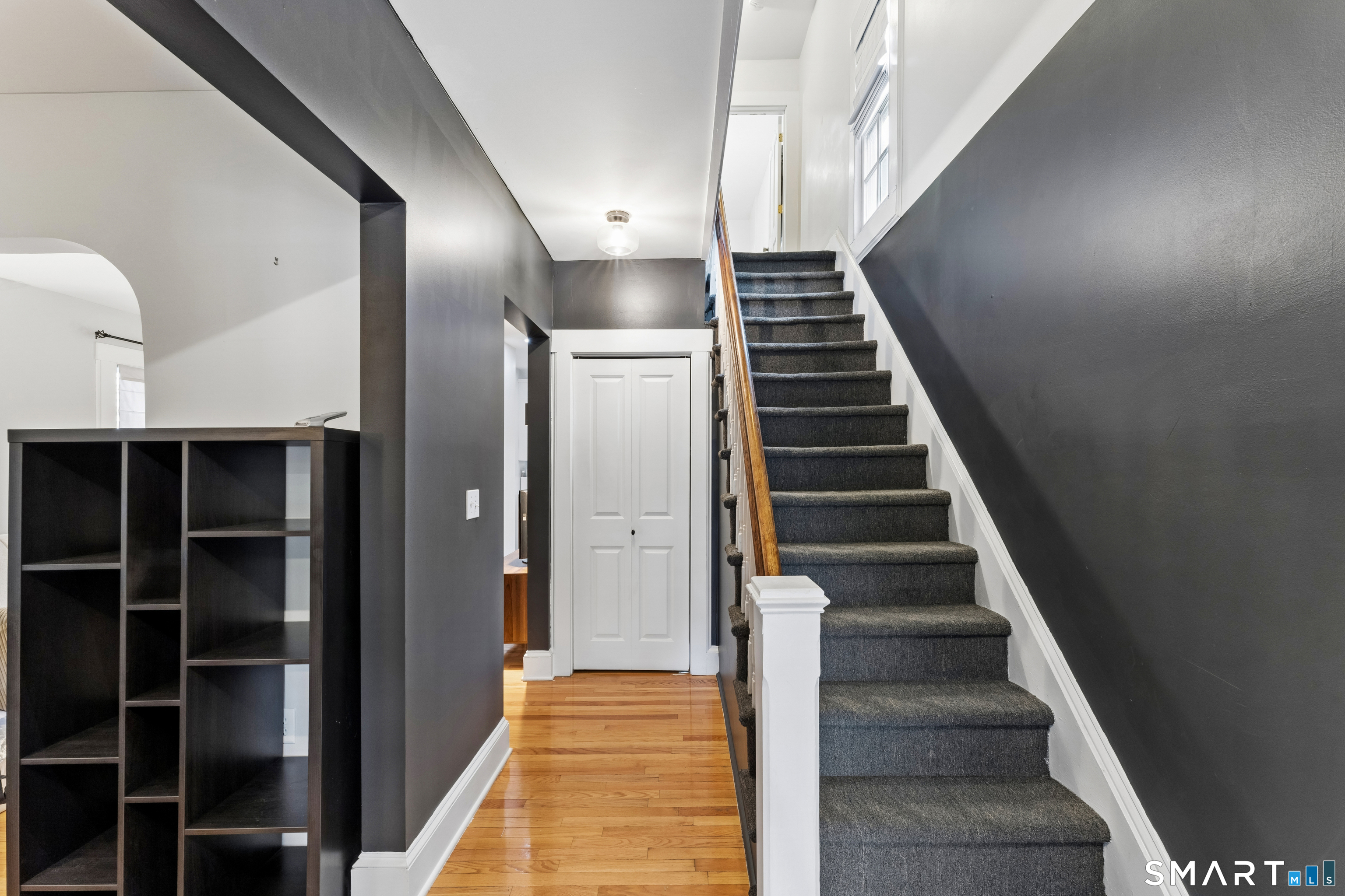 653 Winchester Avenue photo 3